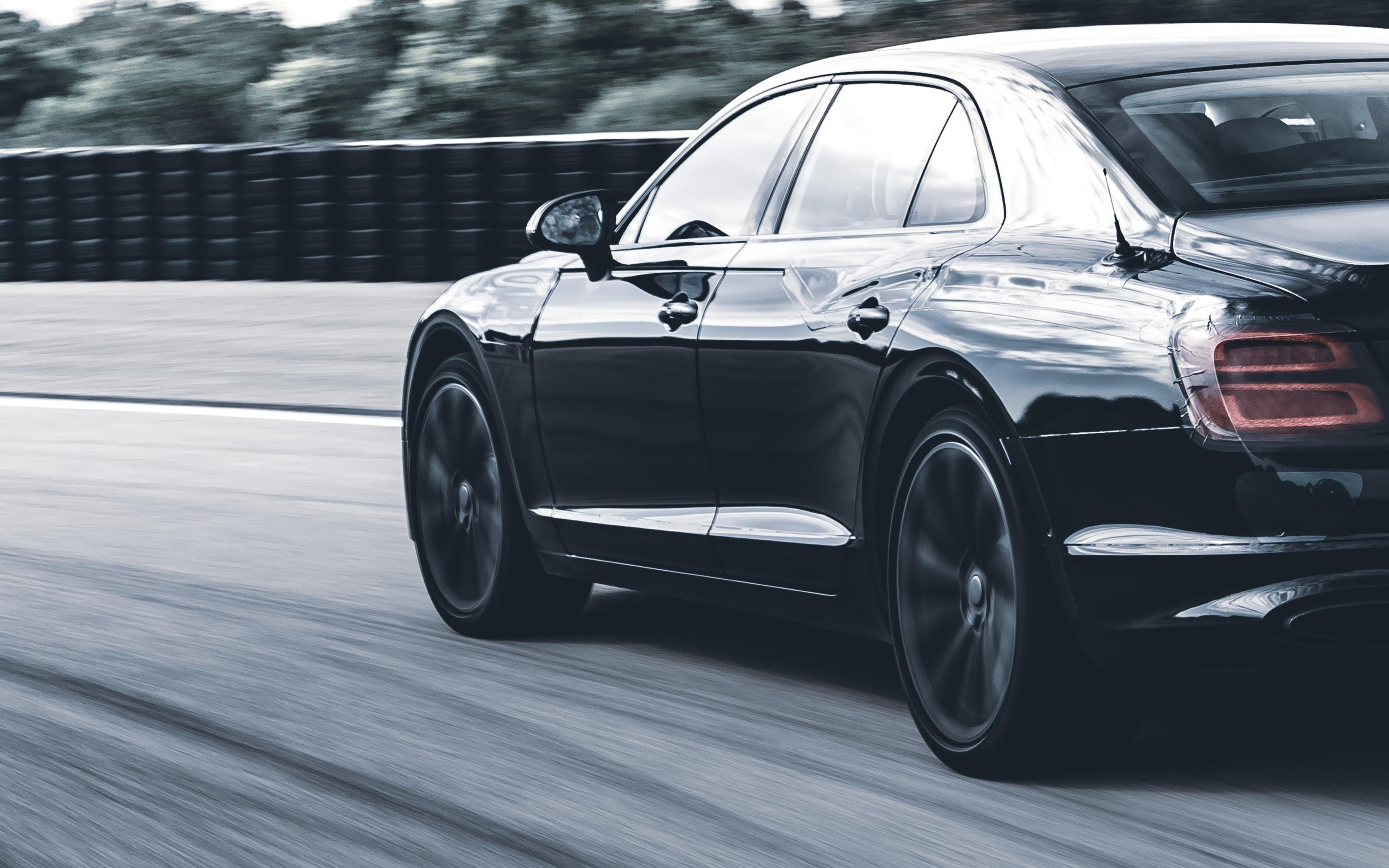 3rd Generation Bentley Flying Spur: First Image Revealed