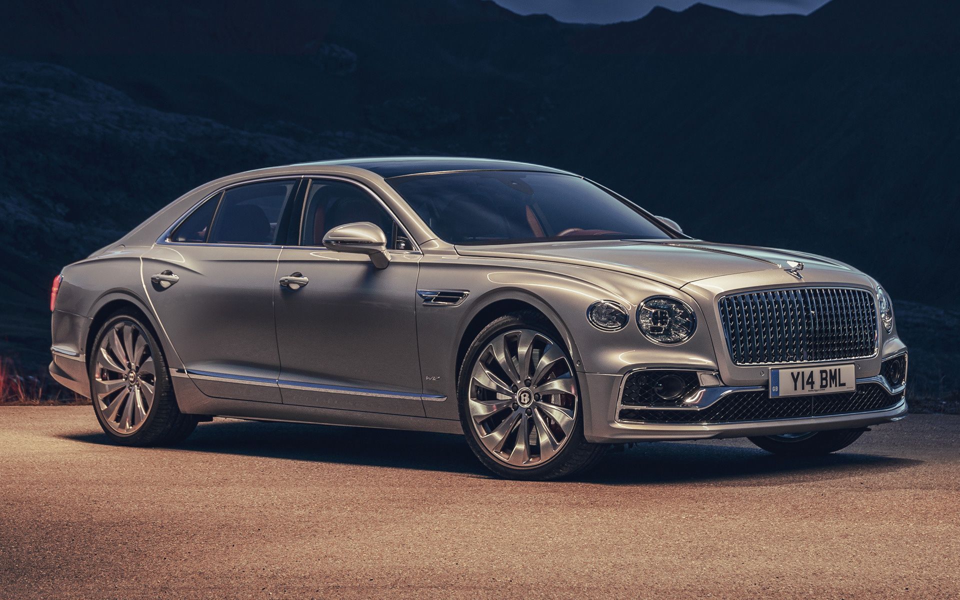 Bentley Flying Spur and HD Image