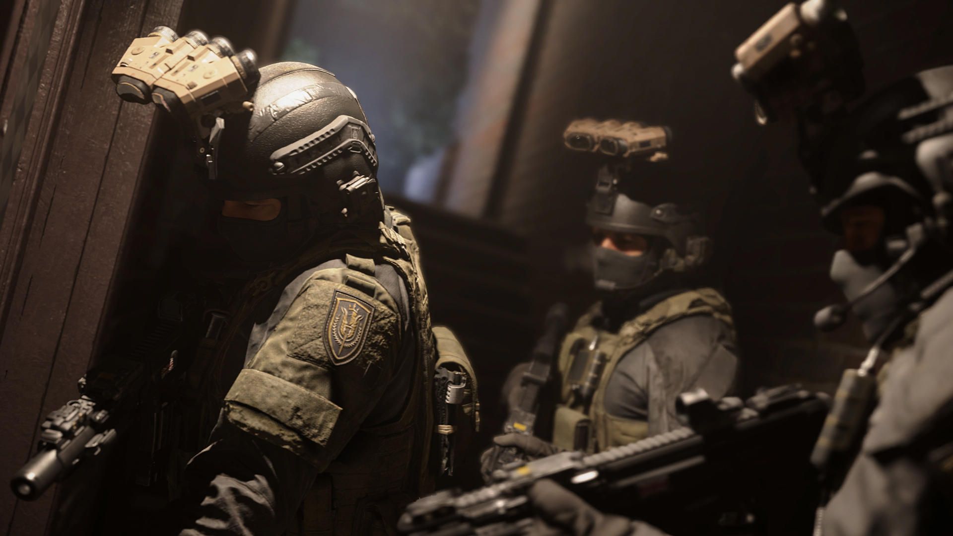 Call of Duty: Modern Warfare's Realistic Military Violence Draws