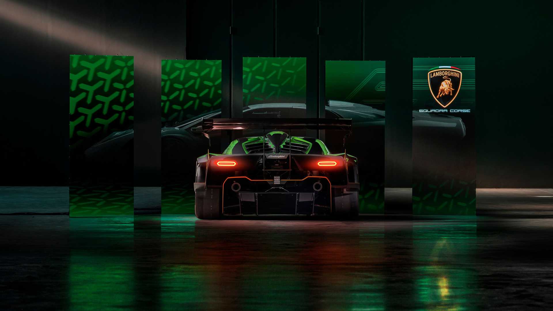 Track Only Lamborghini Essenza SCV12 Officially Revealed With 830 HP