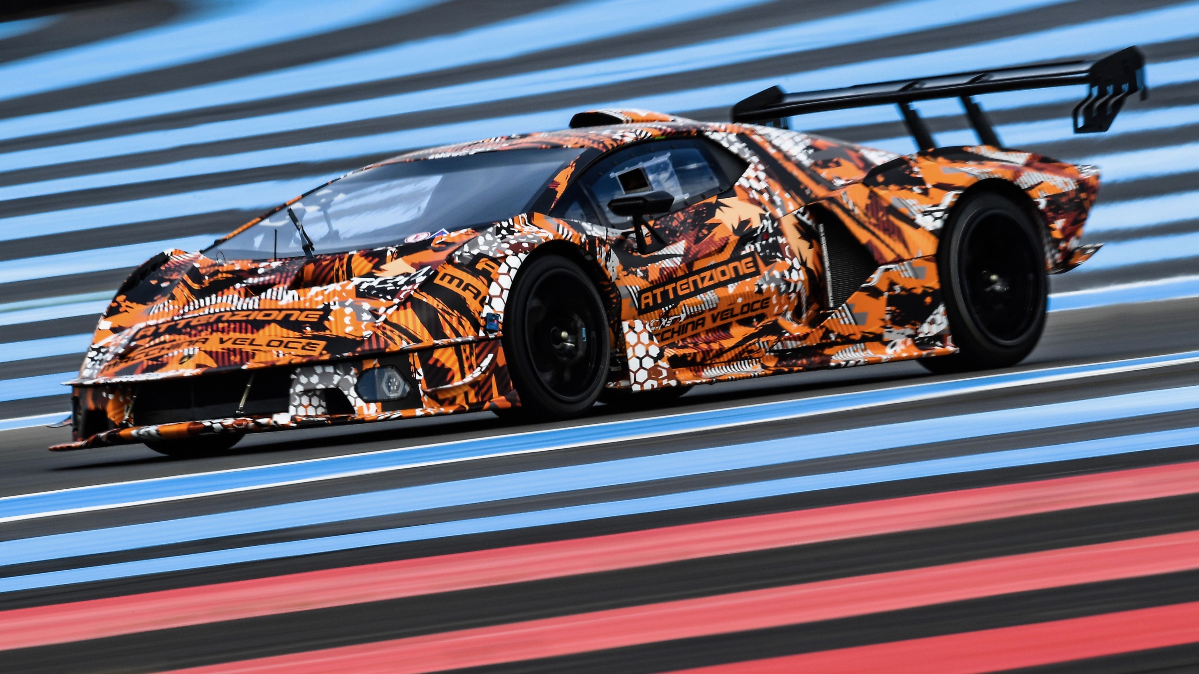 Lamborghini SCV12 Photo Gallery