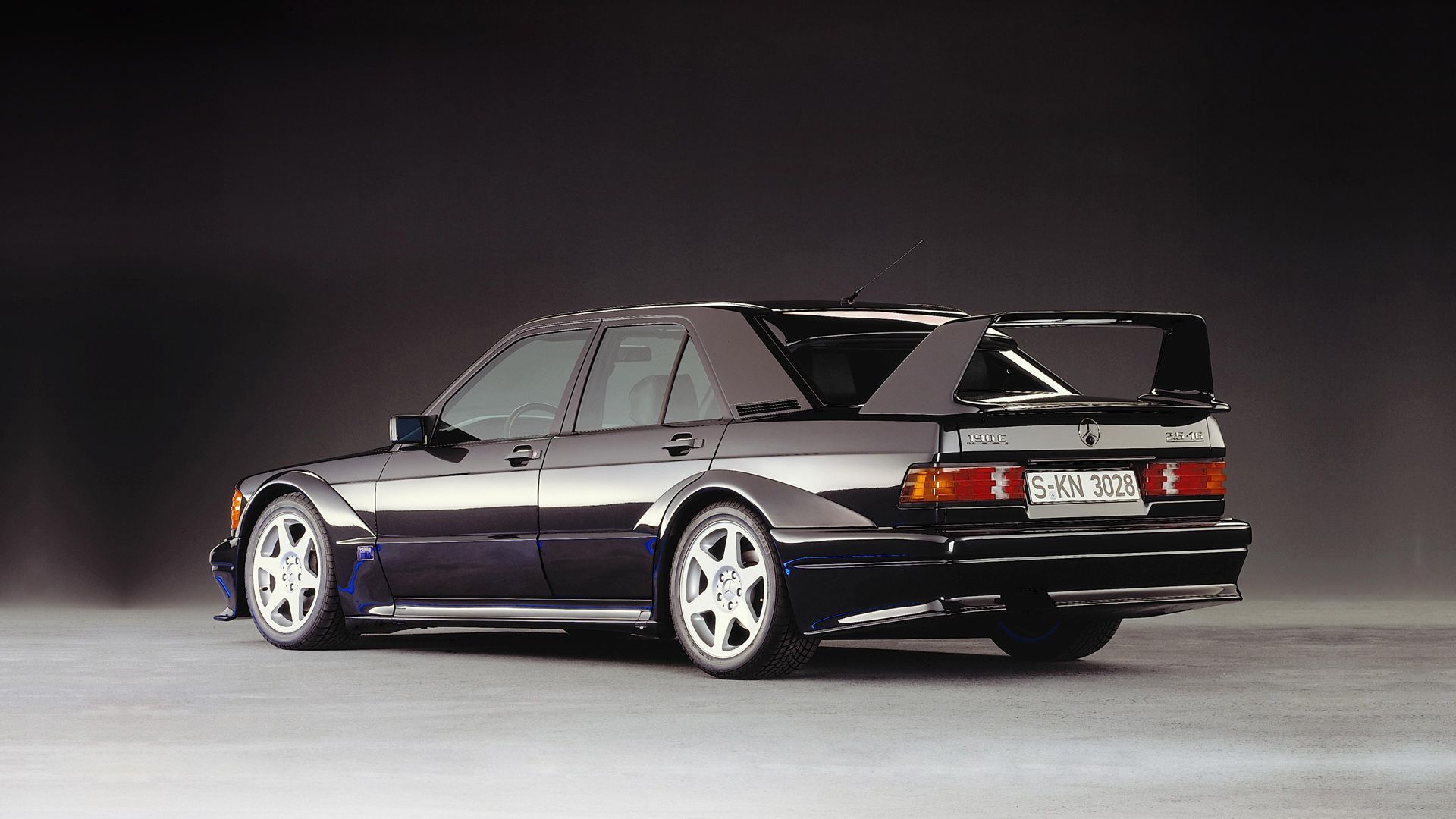 Mercedes Benz 190E Evolution II Wallpaper, Specs & Videos