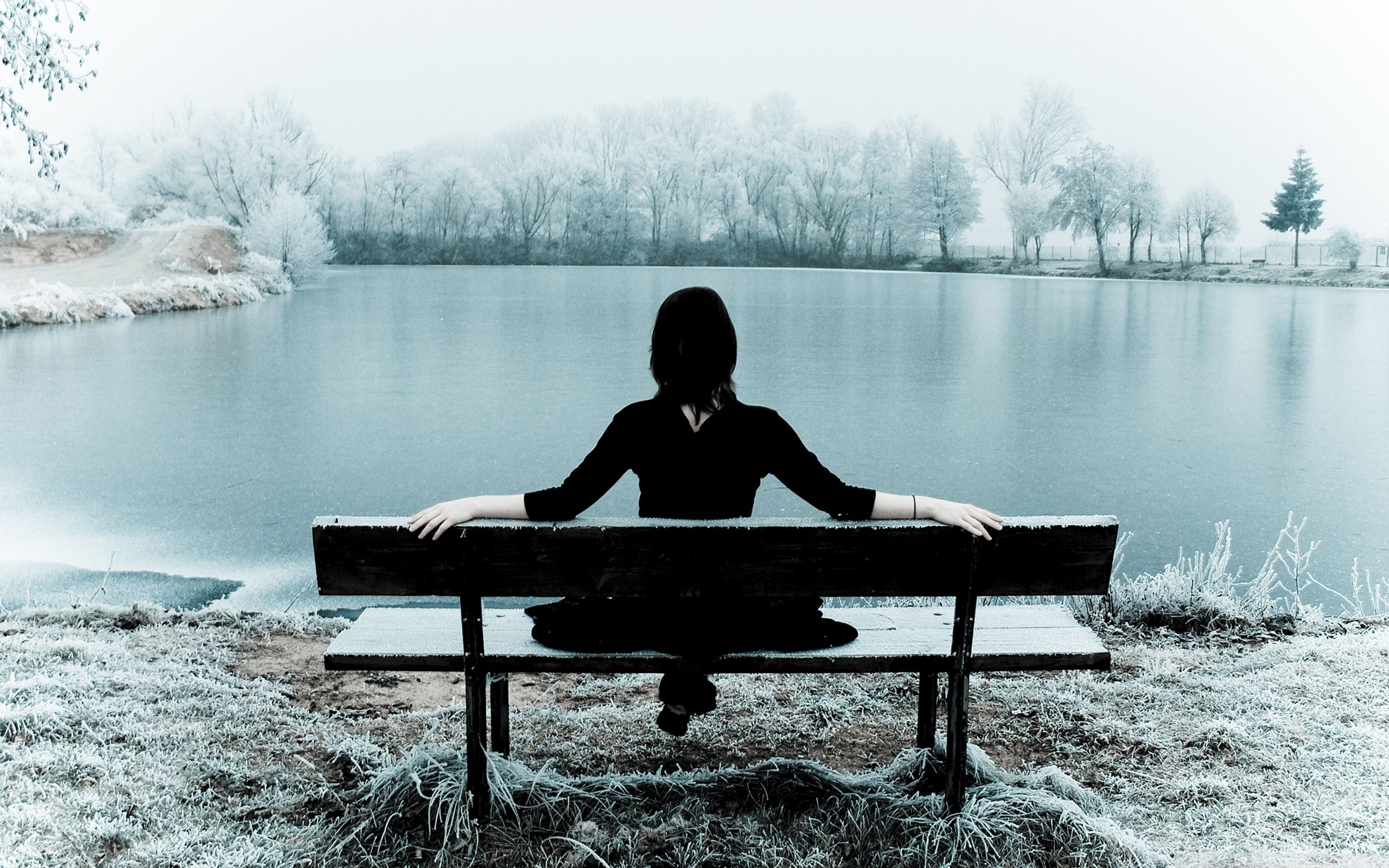 Download Woman Sitting Alone On A Bench UltraHD Wallpaper