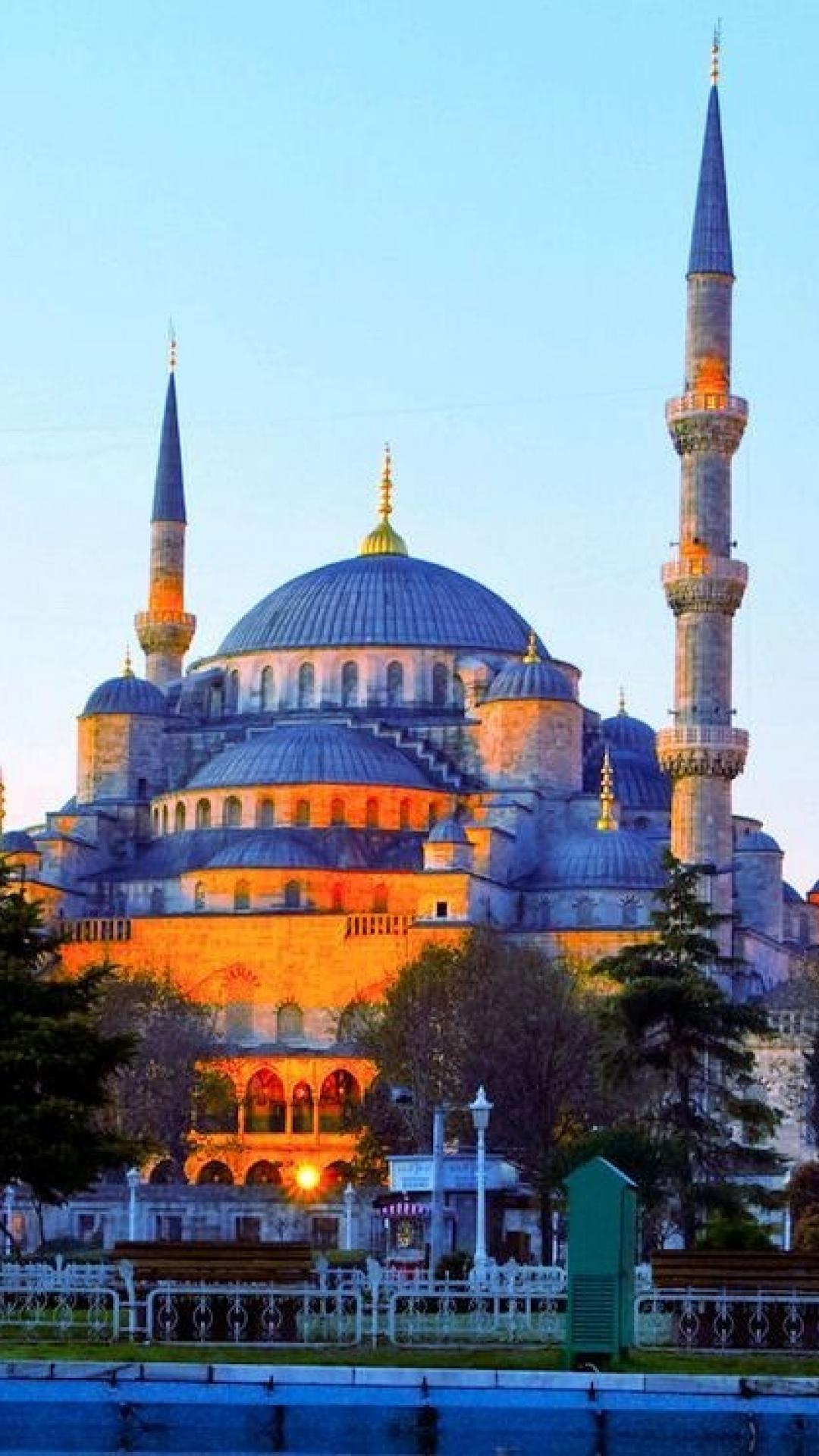 Blue Mosque Wallpaper. Blue Wallpaper