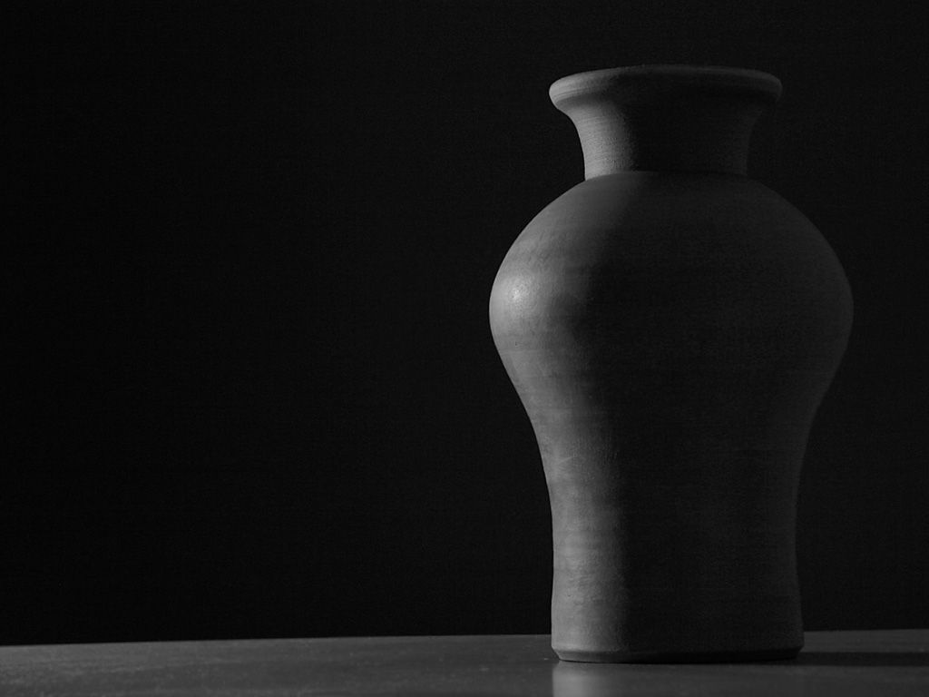 Pottery Vase Wallpaper