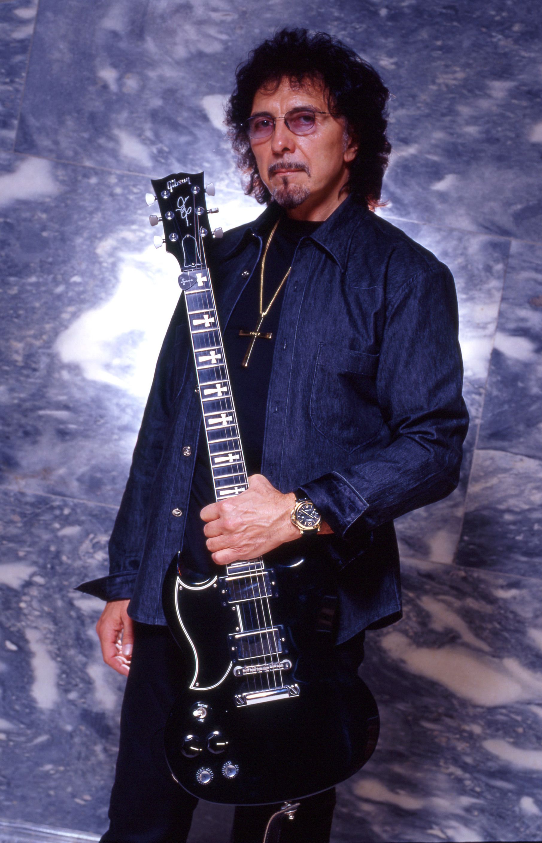 Biography. The Official Tony Iommi Website