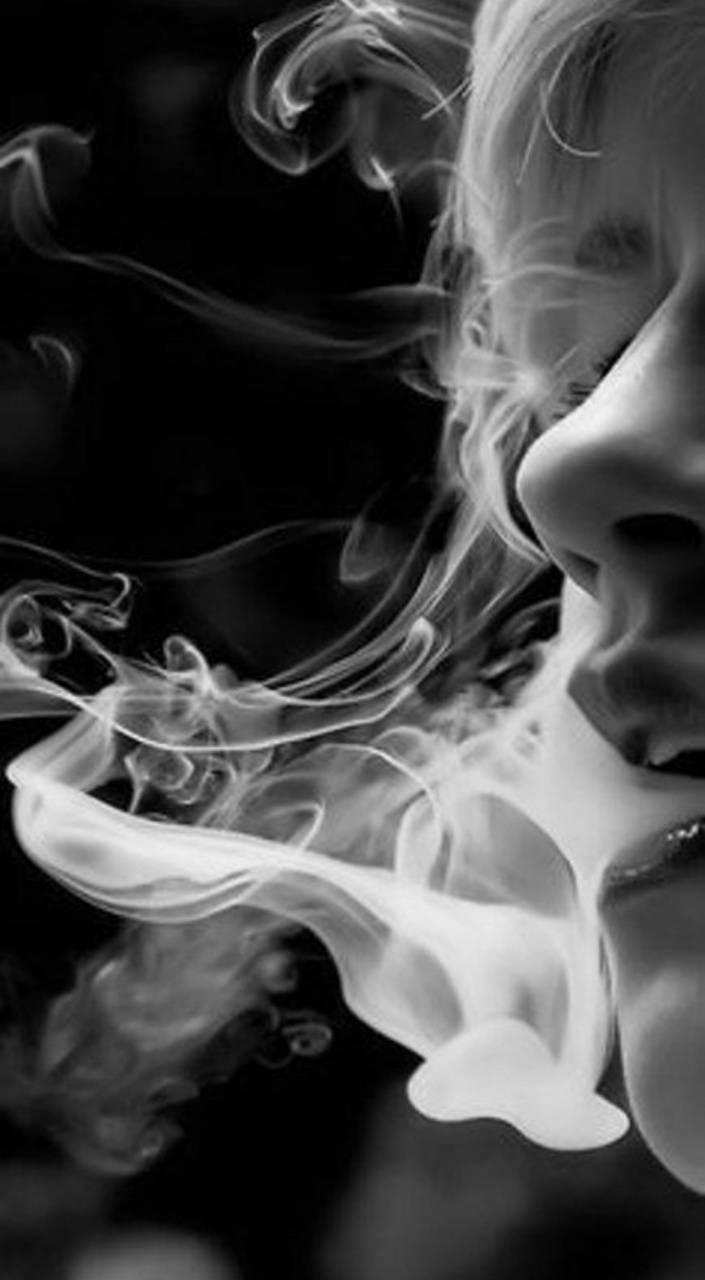 Girl smoking wallpaper