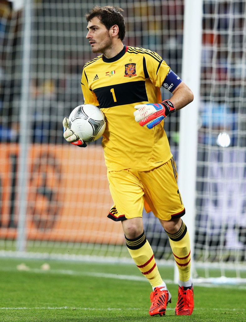 Iker Casillas Casillas Photo v Italy EURO