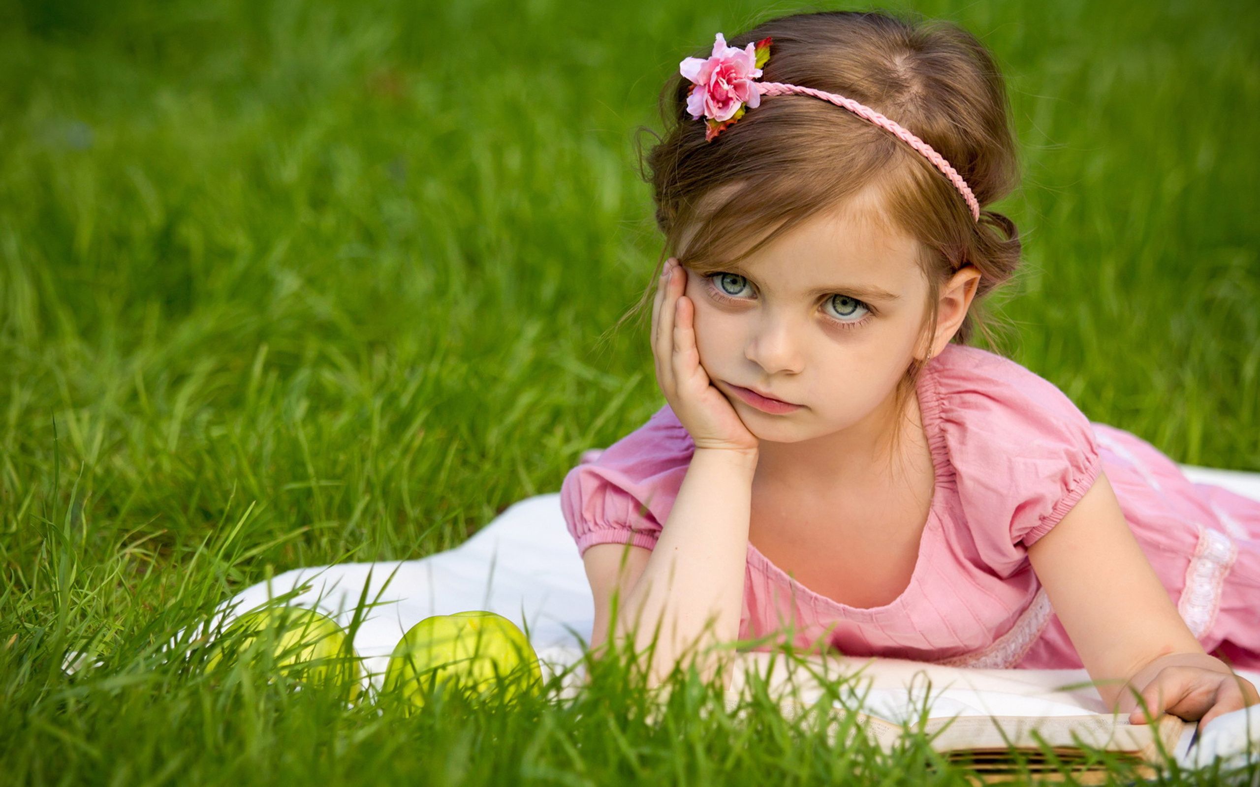 Free download Cute Little Girl HD wallpaper Cute Little Girl