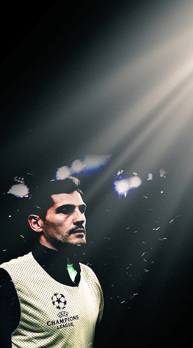 False Casillas. Mobile Wallpaper