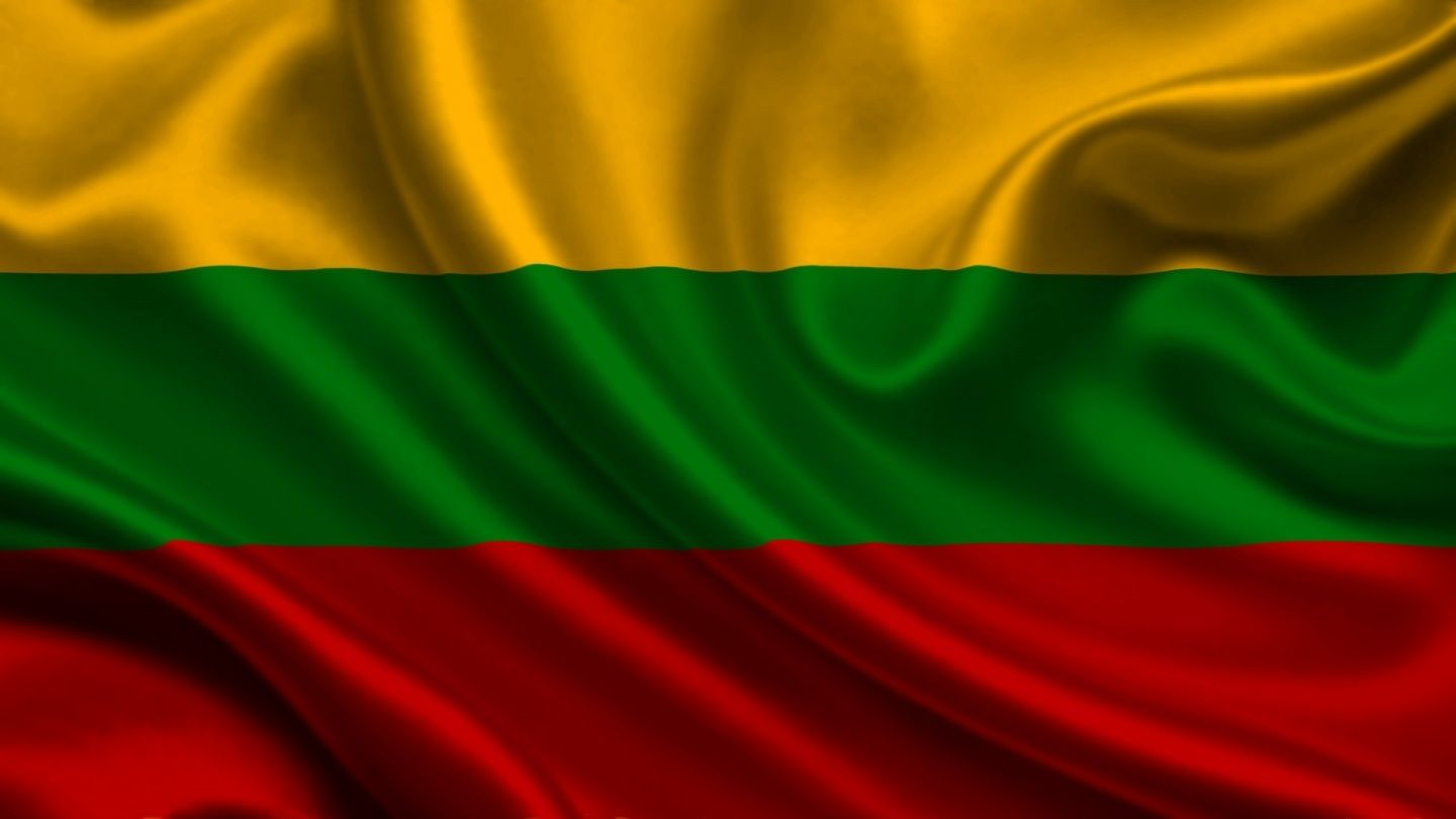 Free download Lithuania Flag Flag Brice31 [1440x810]