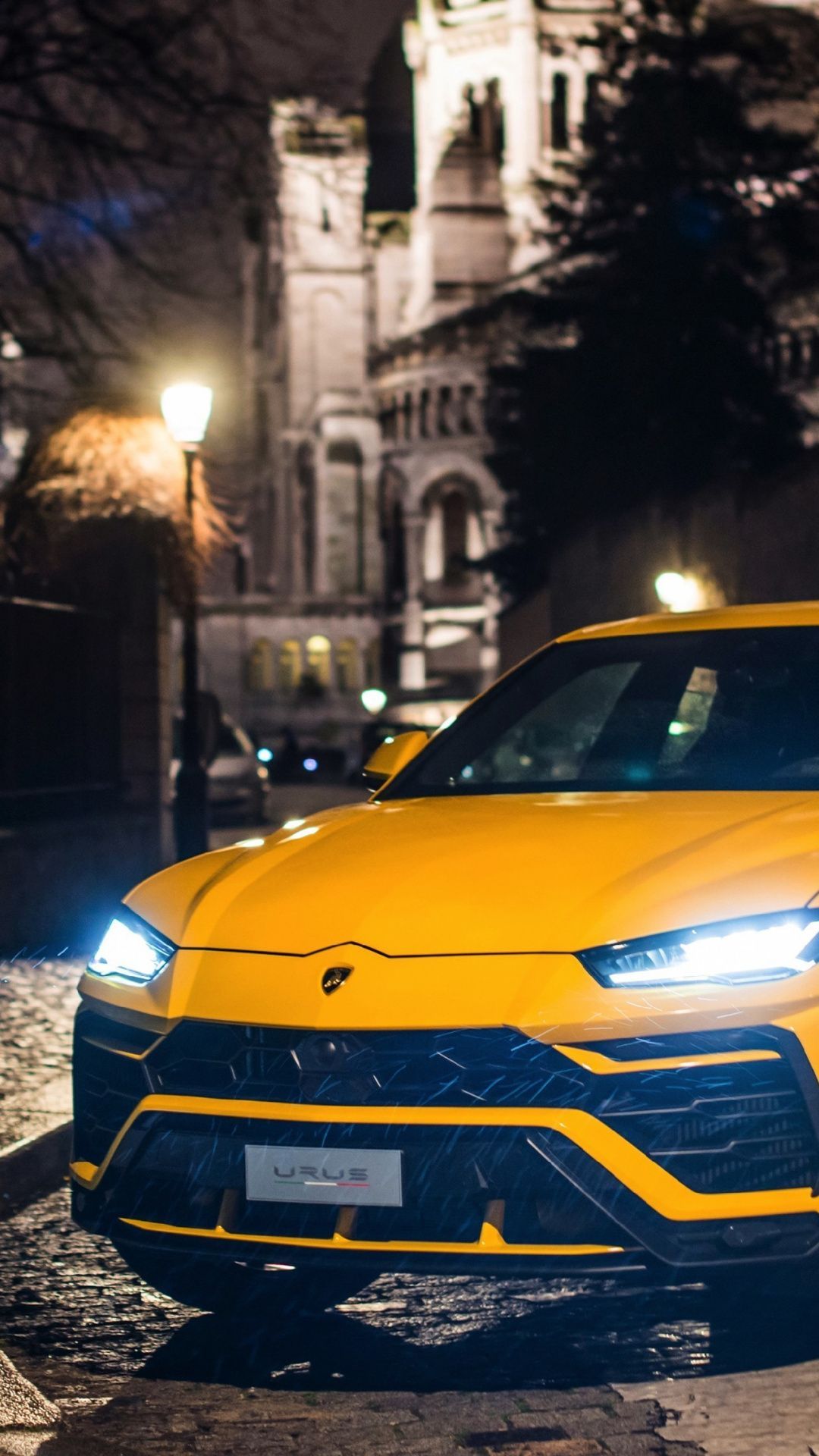 Lamborghini Urus, luxury car. Lamborghini wallpaper iphone, Lamborghini cars, Car iphone wallpaper