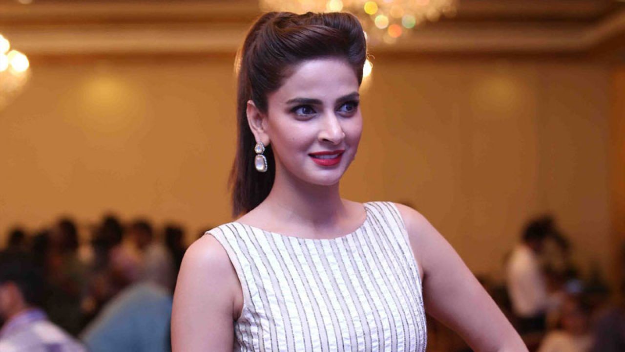 Indian fans miss Saba Qamar in 'Angrezi Medium'