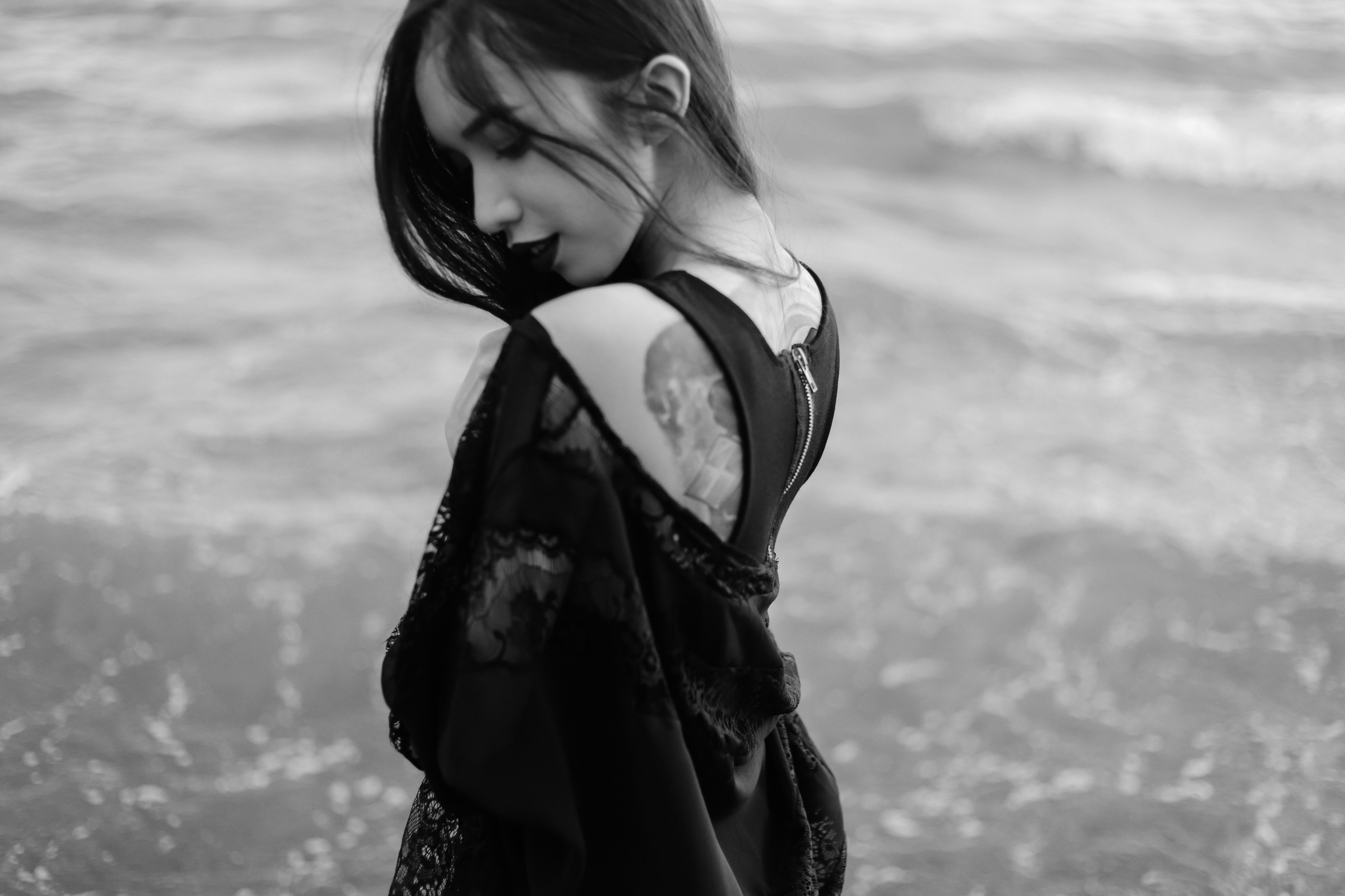 monochrome, Portrait, Women Outdoors, Brunette, Dark, Photography