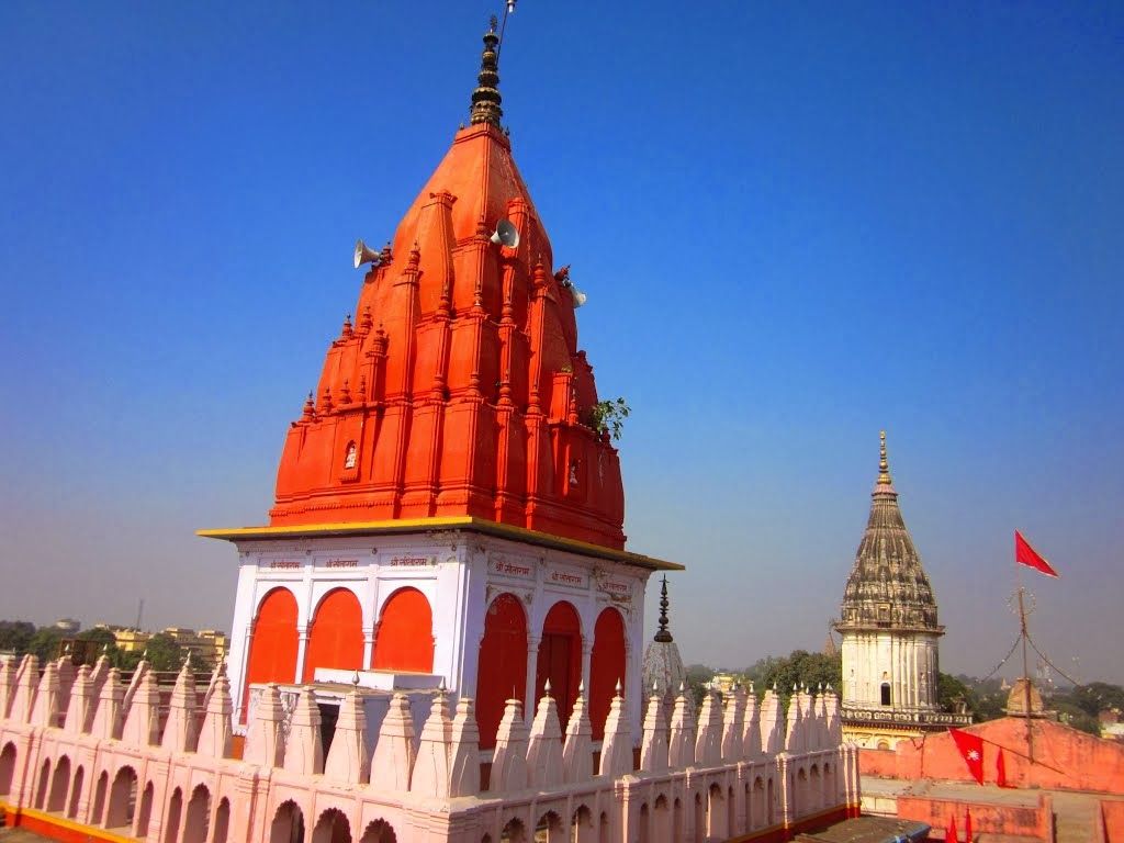 Temple trust sets example, renovates Aalamgiri mosque in Ayodhya