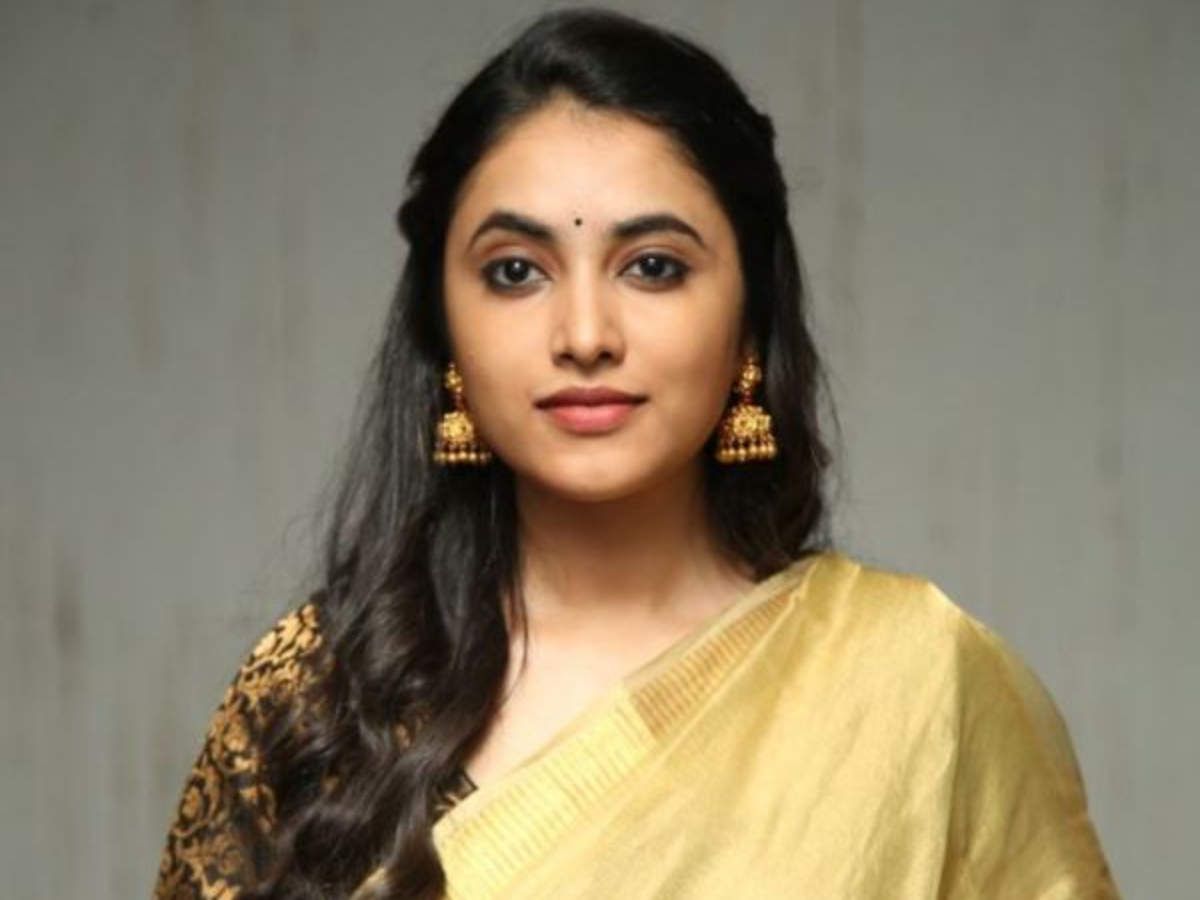Nani's heroine to debut in Tamil with Sivakarthikeyan's movie
