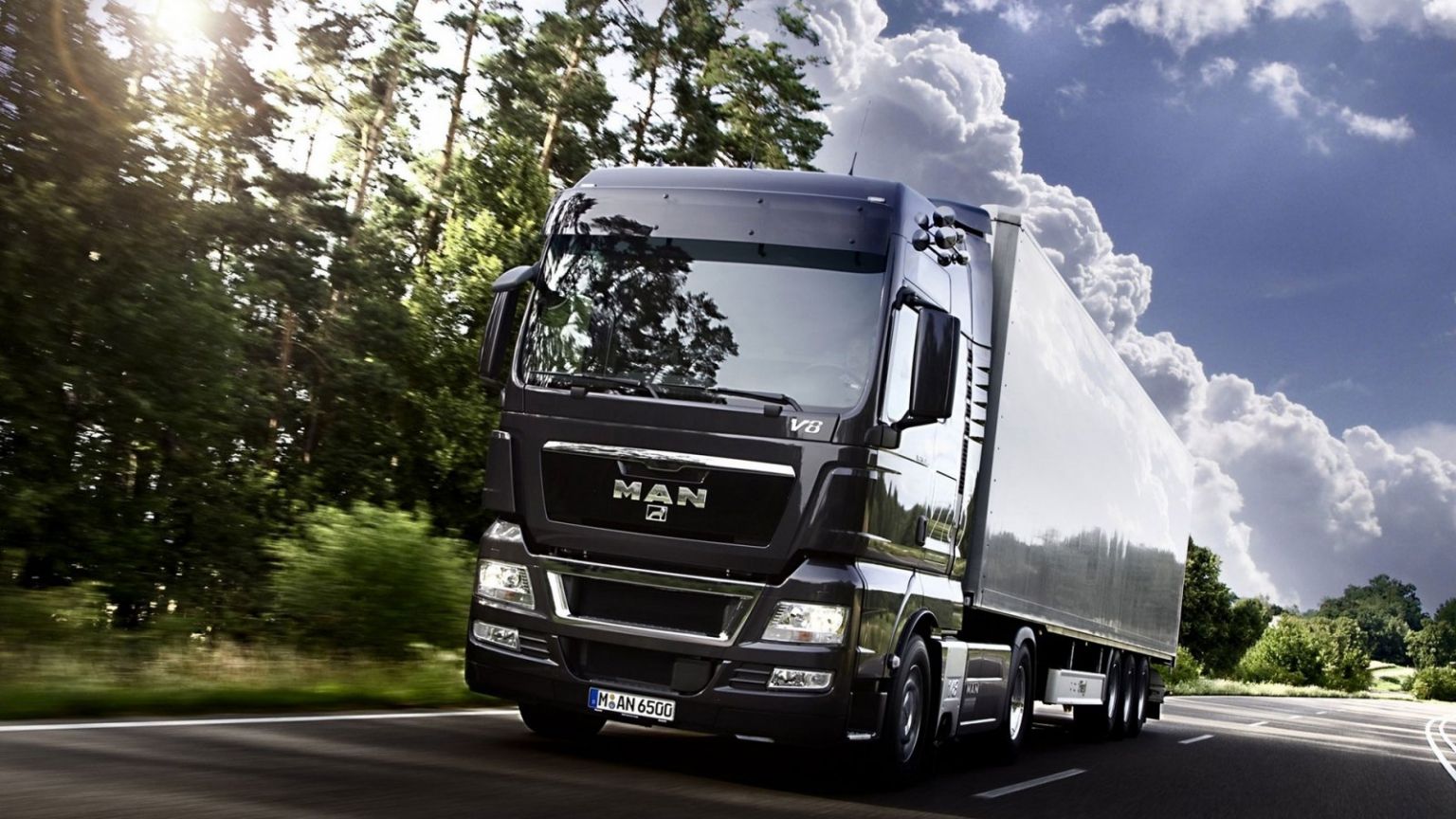 Free download HdeJ Desktop Wallpaper Vehicles028 trucks MAN Truck