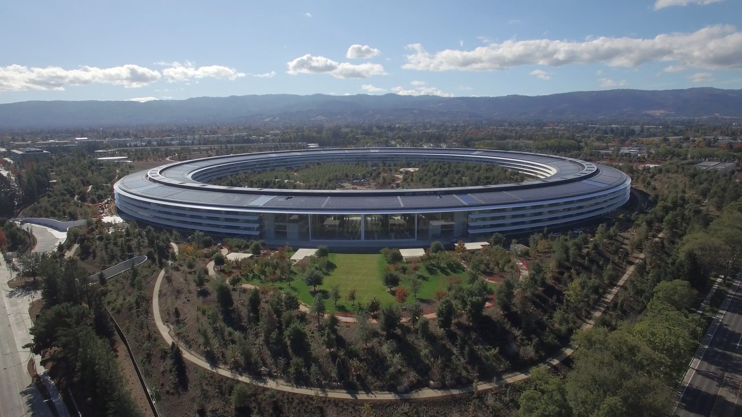 Drone footage shows off nearly completed Apple Park, visitor