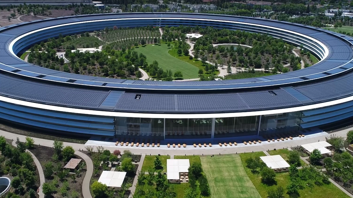 As WWDC 2018 kicks off, see gorgeous drone views of Apple Park