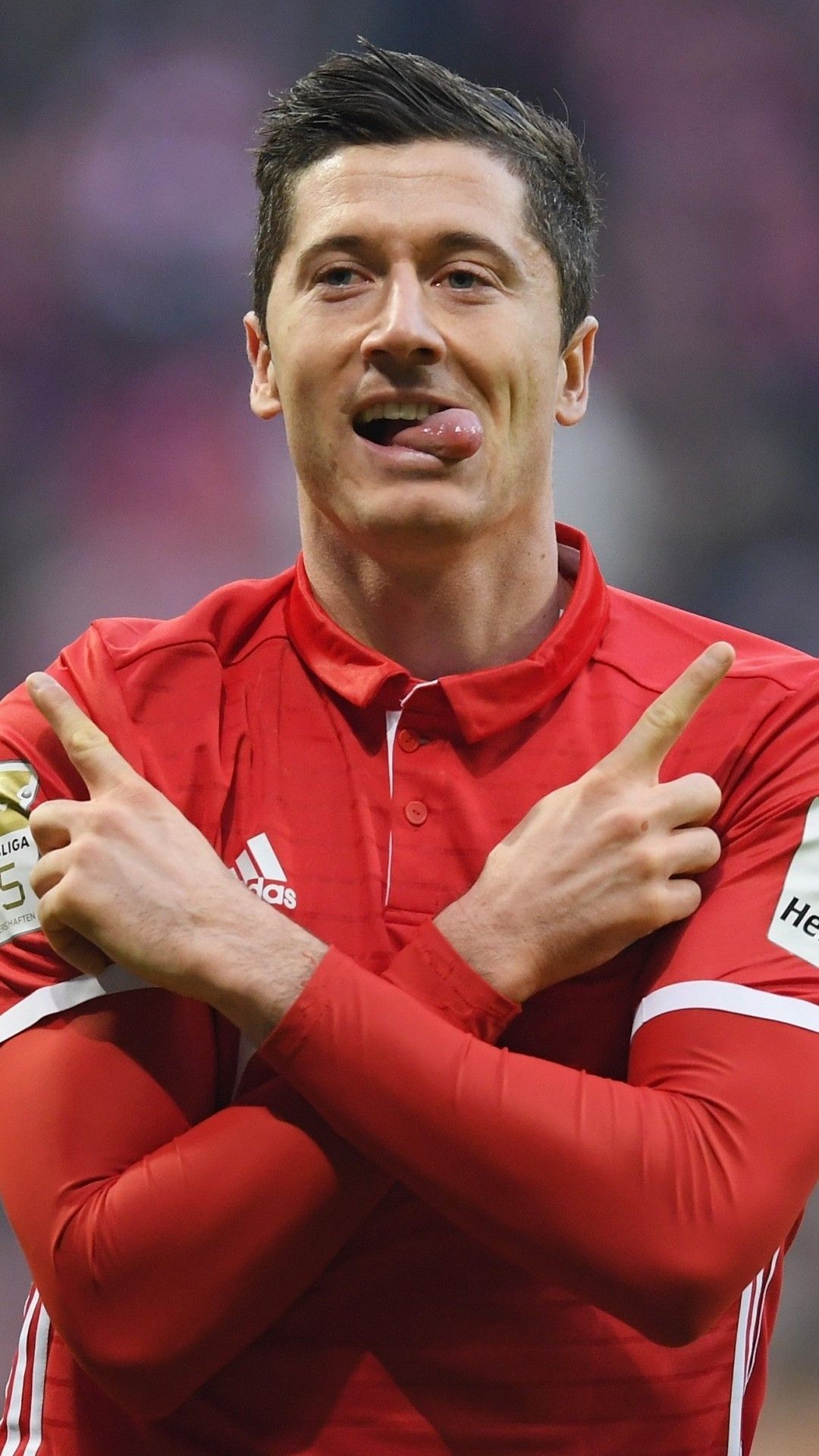 Download 1080x1920 Robert Lewandowski, Football Wallpaper