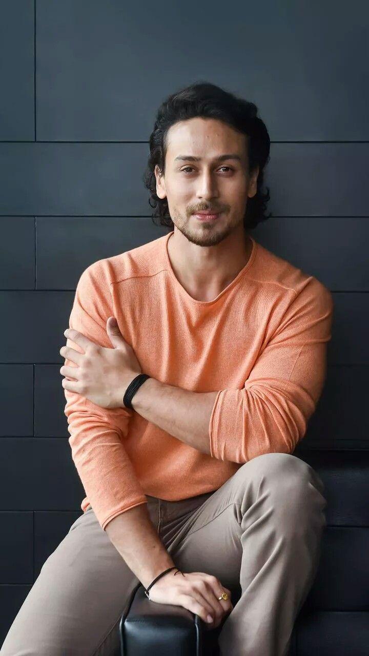 Tiger Shroff HD Wallpaper for Android