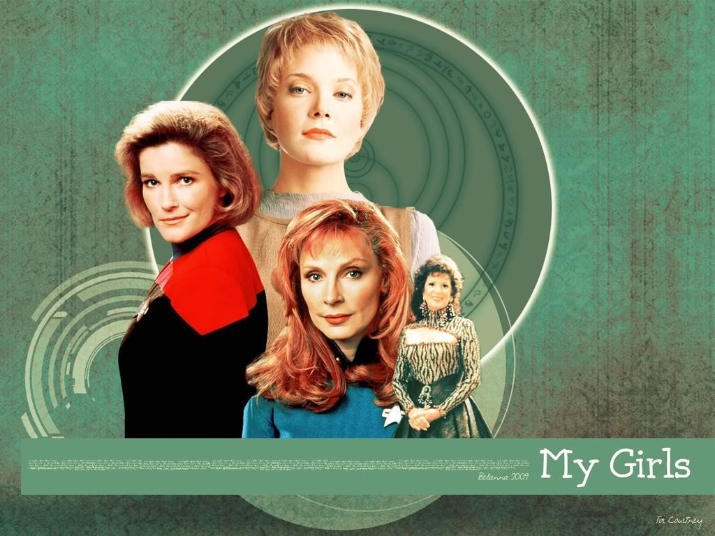 The Girls Trek Women Wallpaper