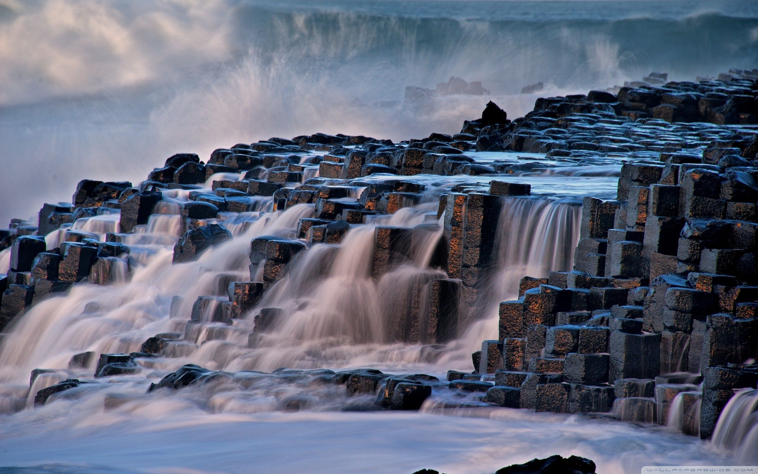 Giant's Causeway Northern Ireland Wallpaper