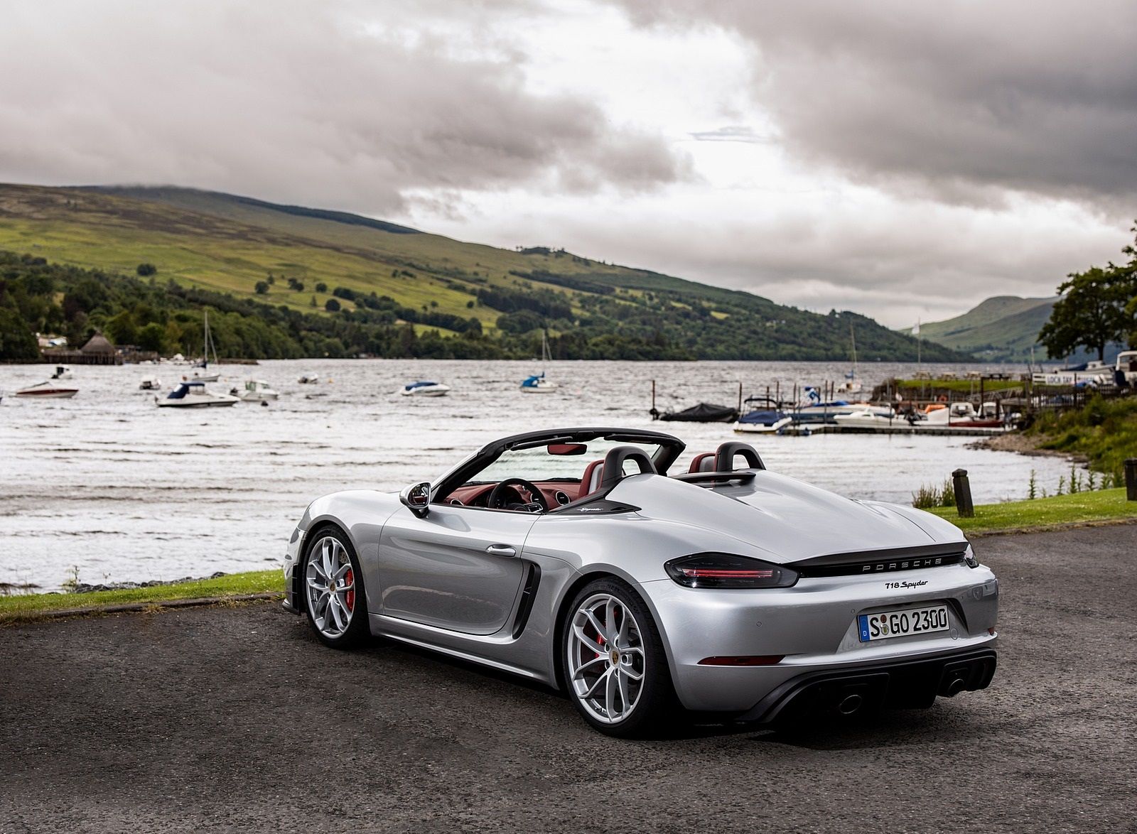 Porsche 718 Spyder (Color: GT Silver Metallic) Rear Three