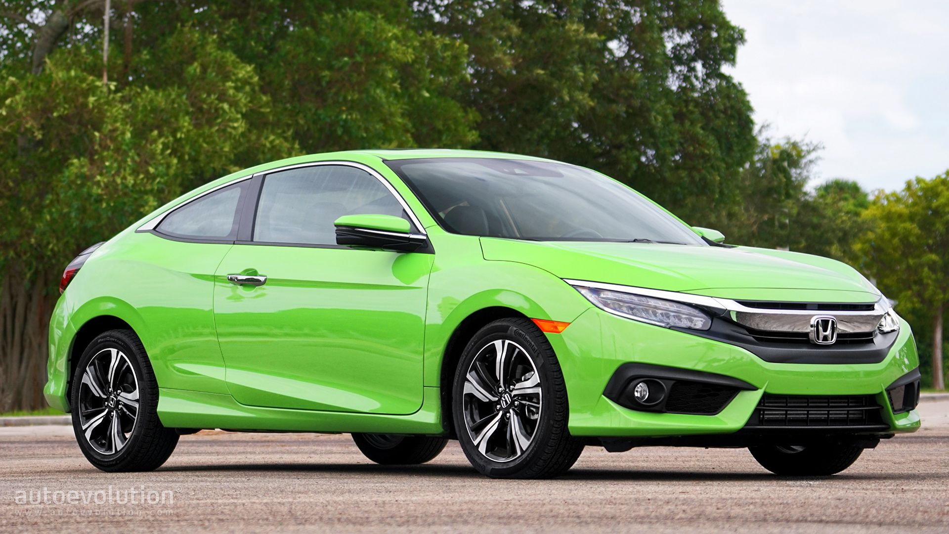Honda Civic Coupe review & testdrive