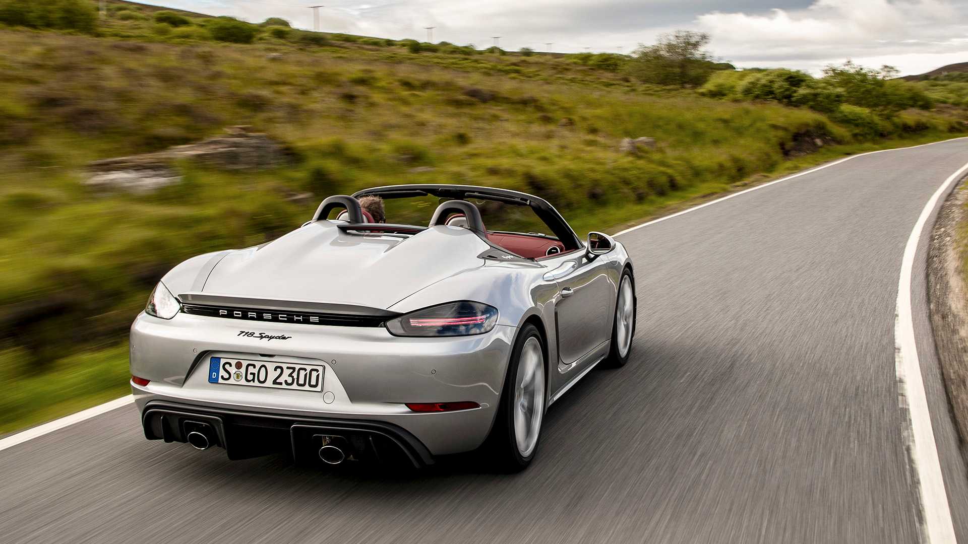 Porsche 718 Spyder in the test