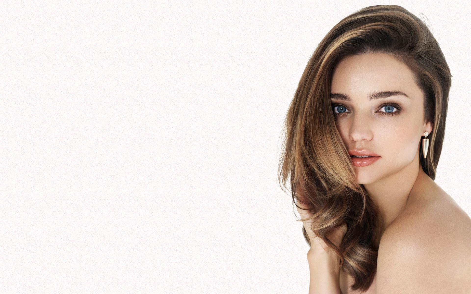Miranda Kerr 4K Wallpaper