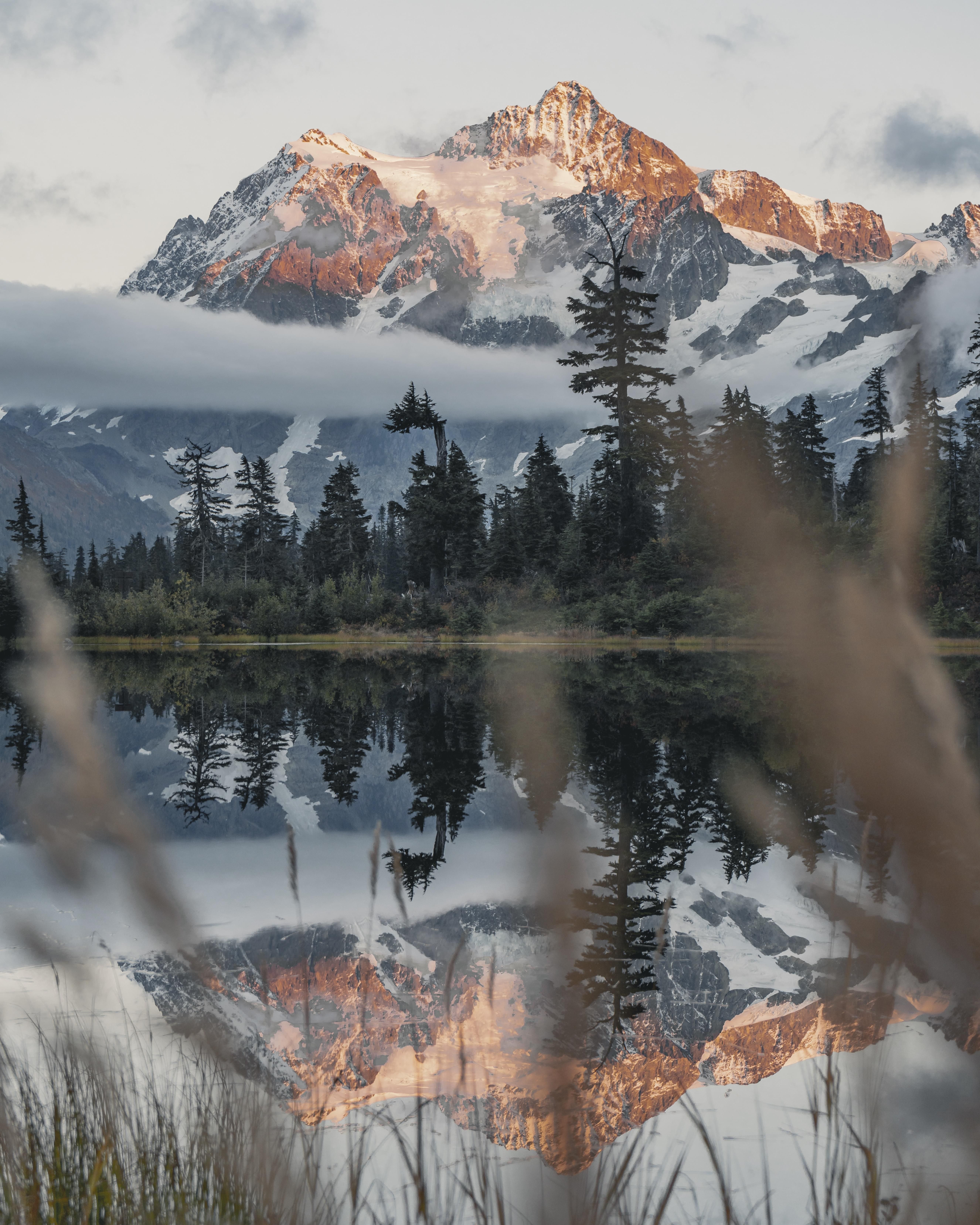 Mt. Shuksan reflecting in picture lake. This is definitely one