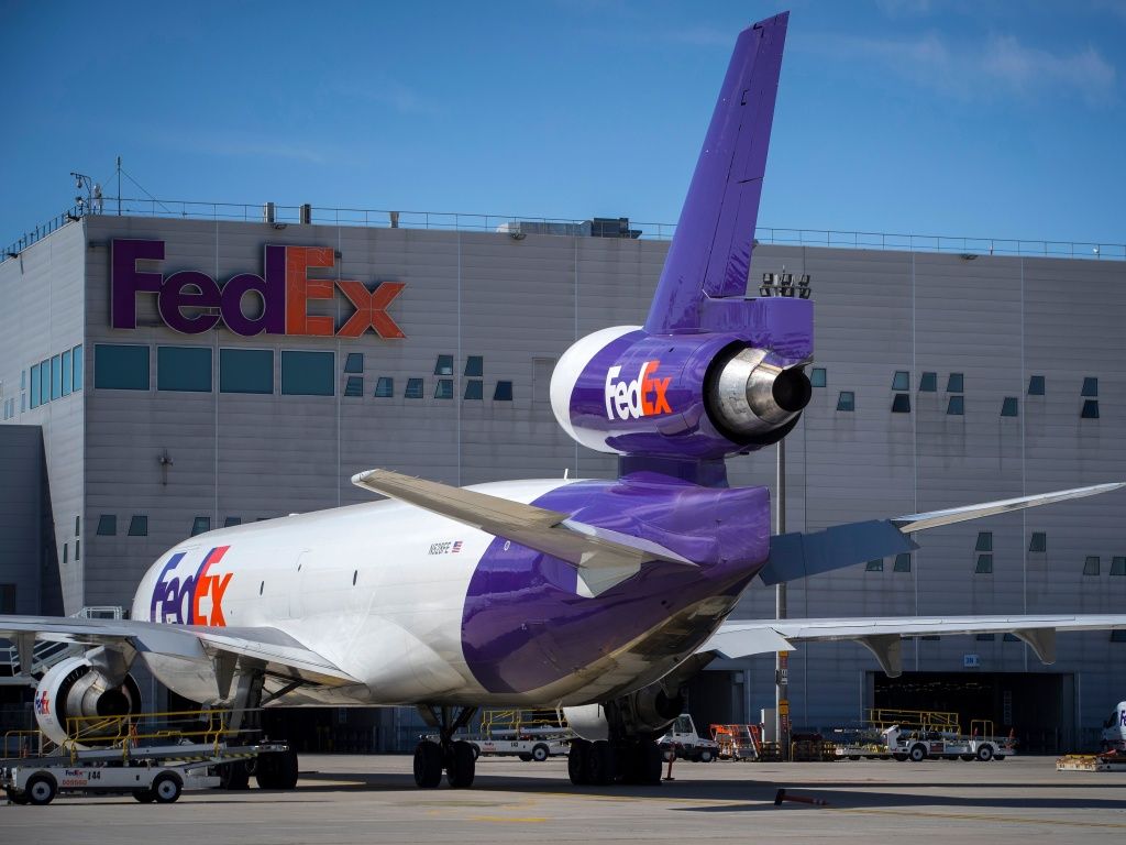 Fedex Is Suing The U, Download Wallpaper