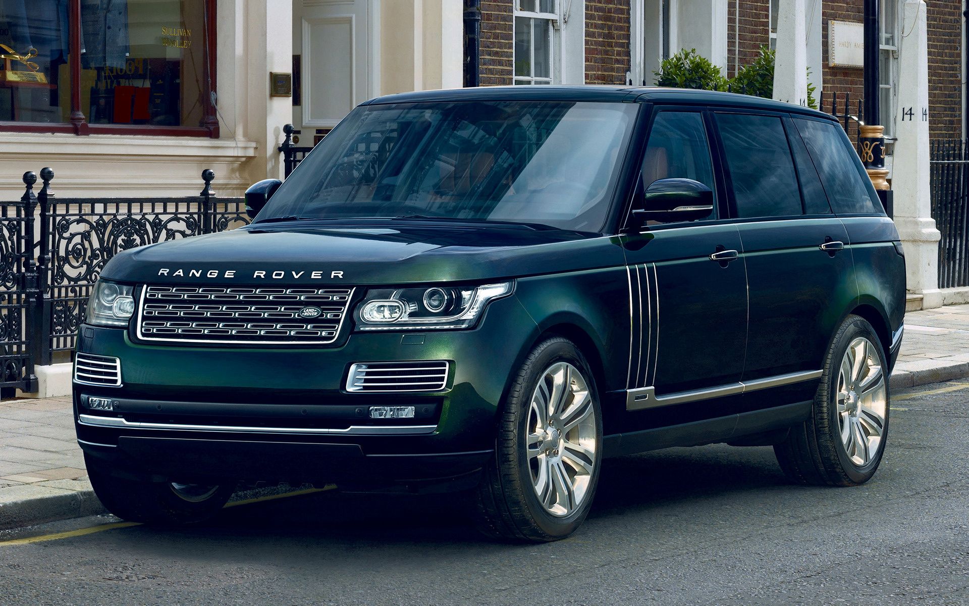 Range Rover Autobiography Black Holland & Holland and HD Image