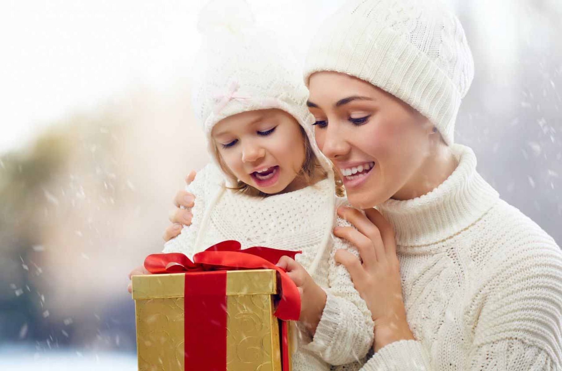 Christmas Mom and Daughter Wish Wallpaper. HD Happy New Year