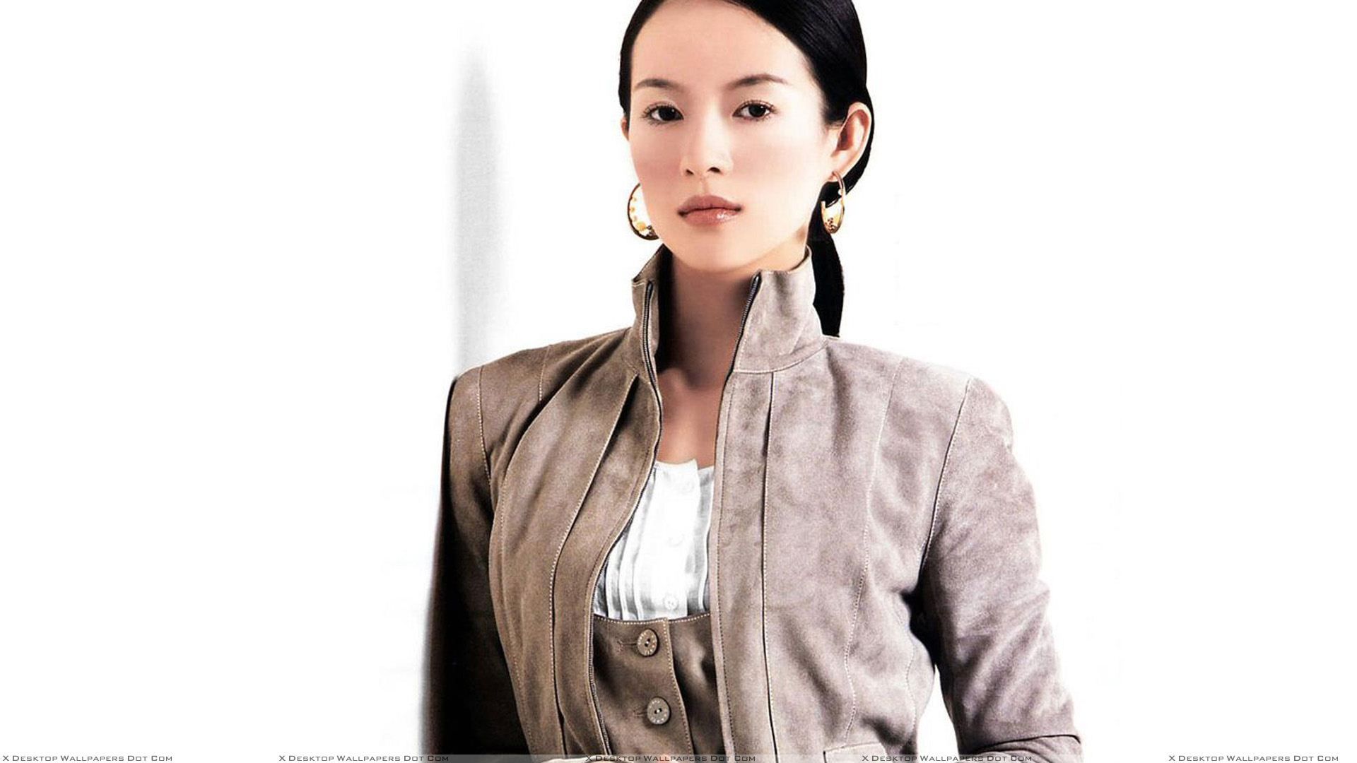 Zhang Ziyi In Brown Jacket Looking Front Photohoot Wallpaper