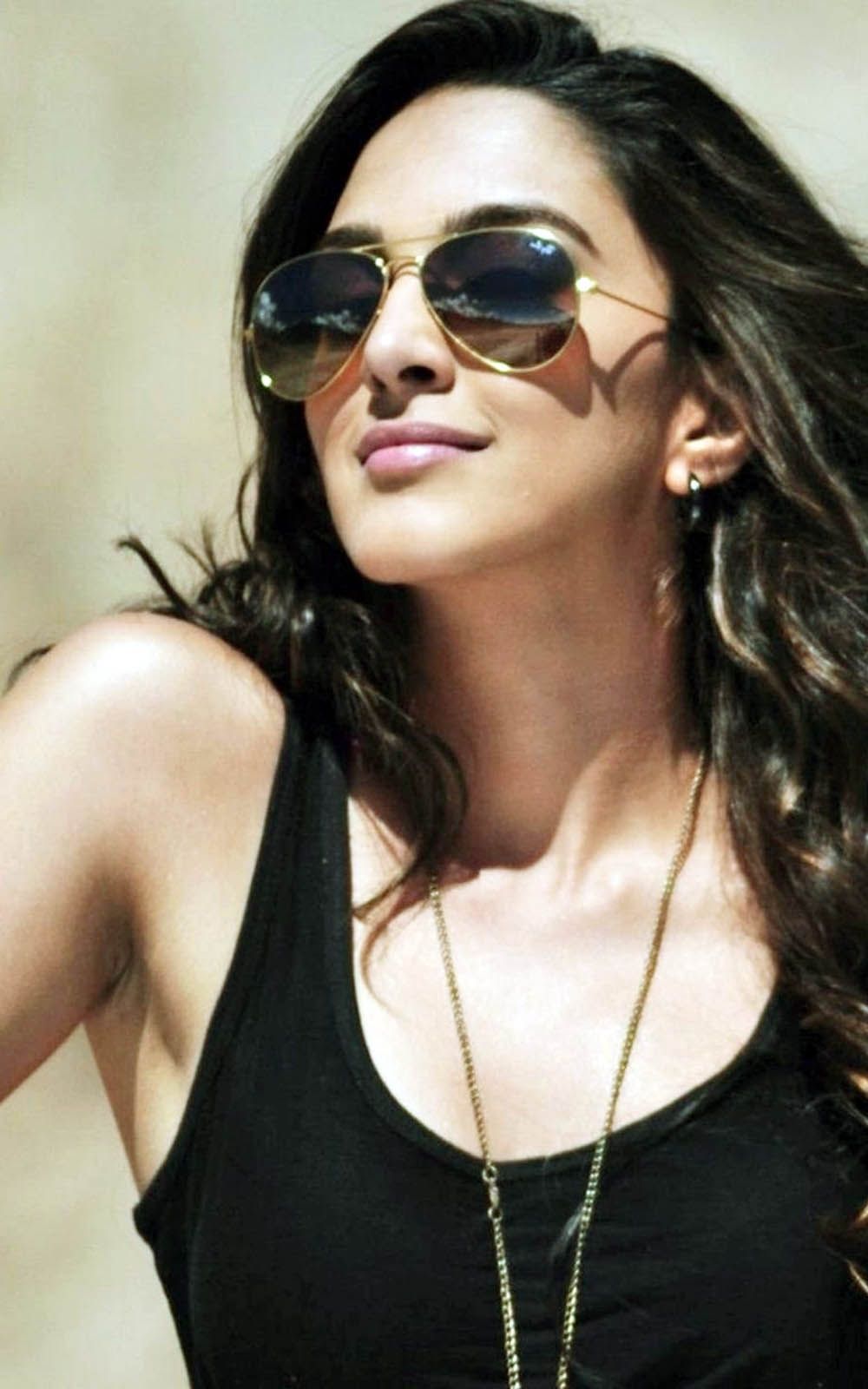 Kiara Advani Indian Actress 4K Ultra HD Mobile Wallpaper