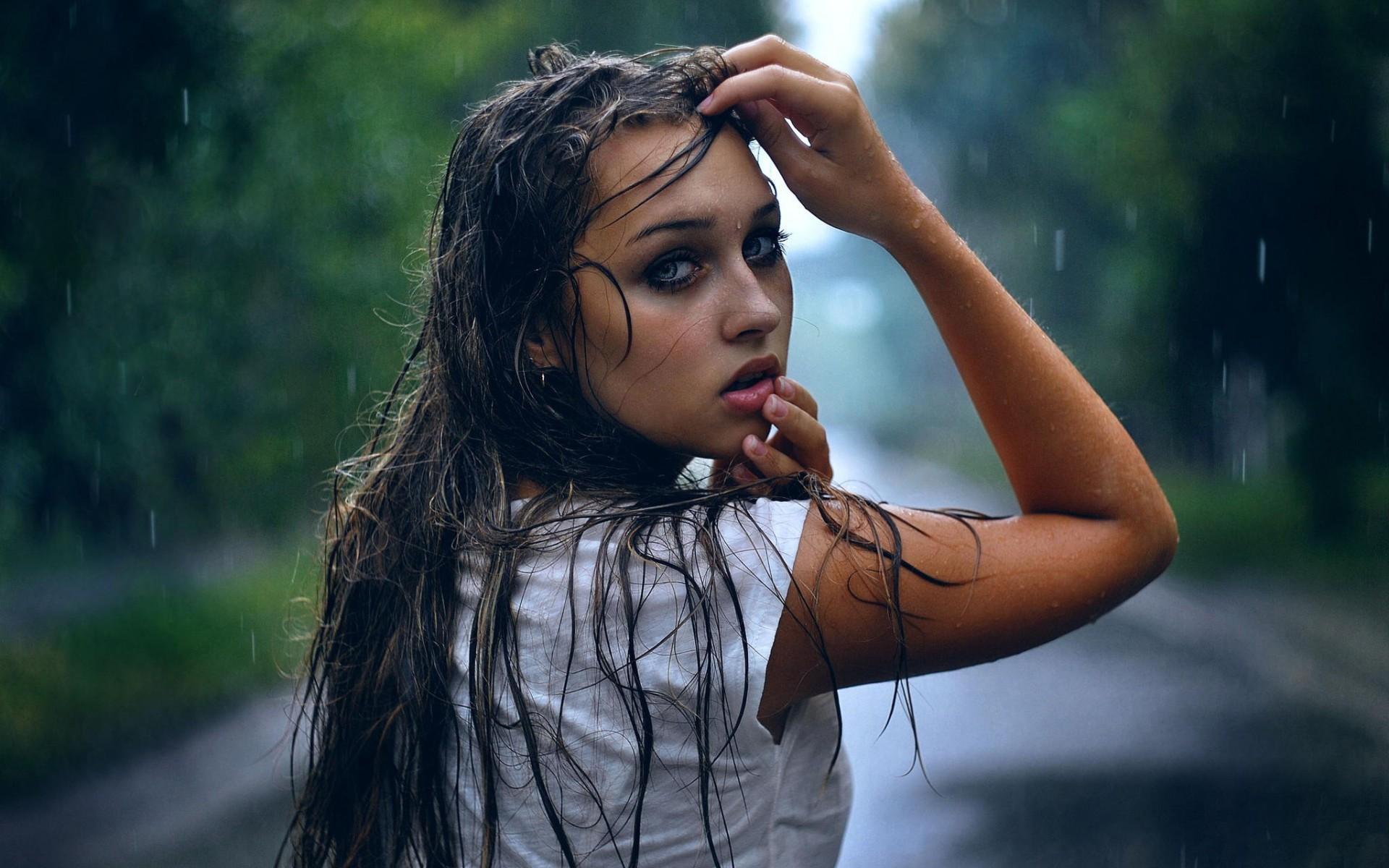 HD girl, face, rain, glance, brunette Wallpaper. Download Free