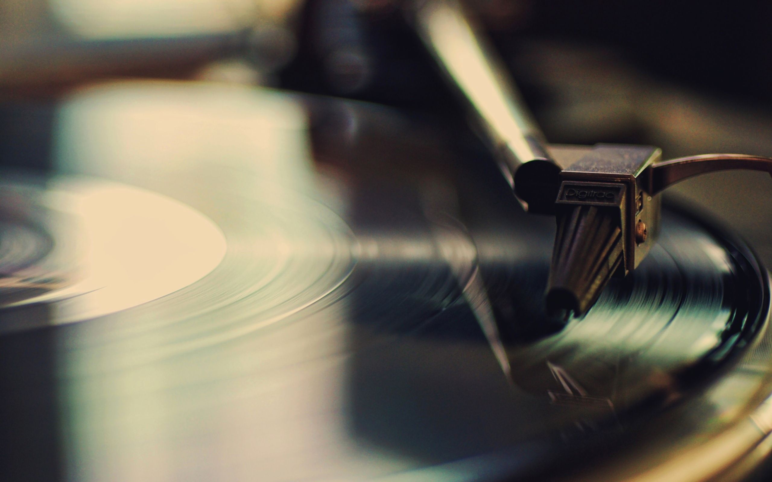 Record player 1080P, 2K, 4K, 5K HD wallpapers free download | Wallpaper  Flare