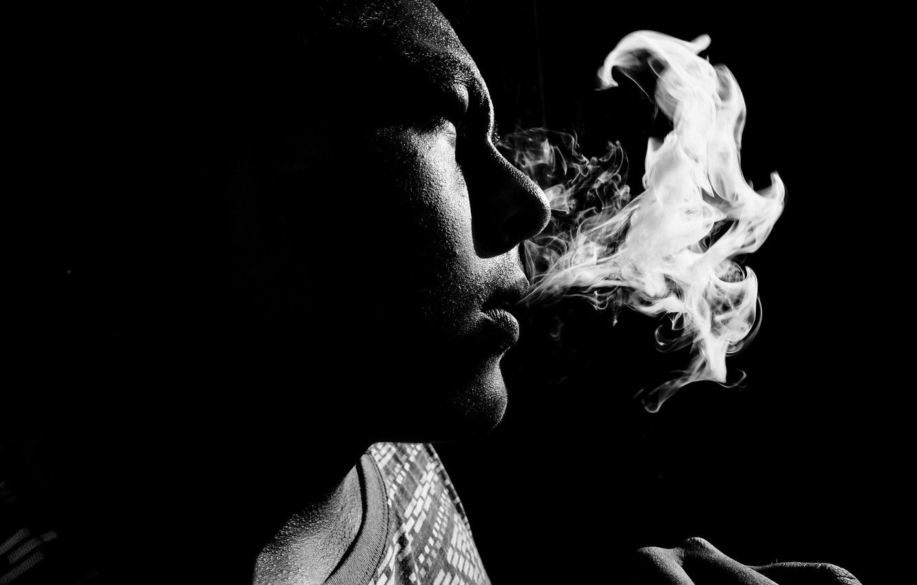 Wallpaper smoking, smoke, man, face image for desktop, section мужчины