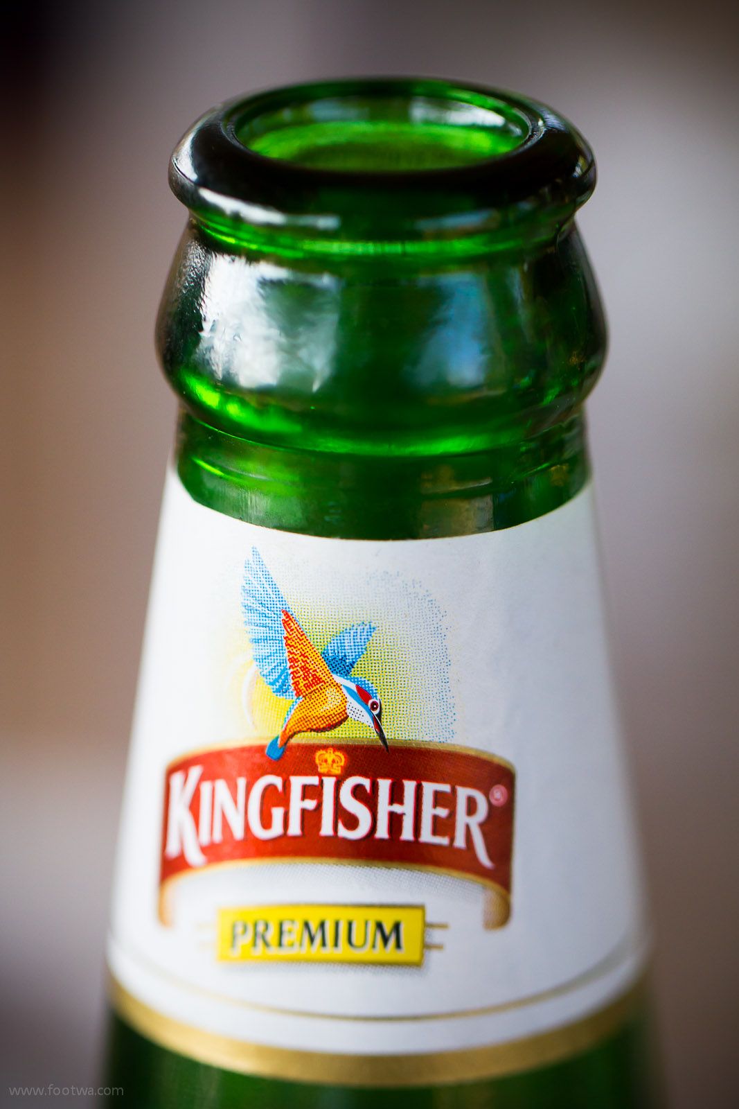 kingfisher beer bottle wallpaper