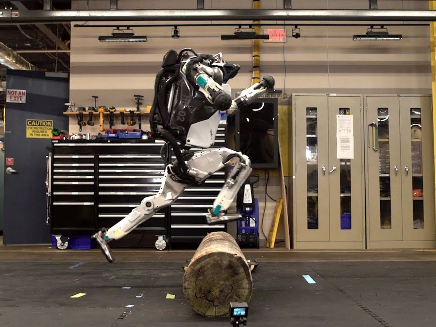Boston Dynamics will definitely win the first Robot Ninja Warrior