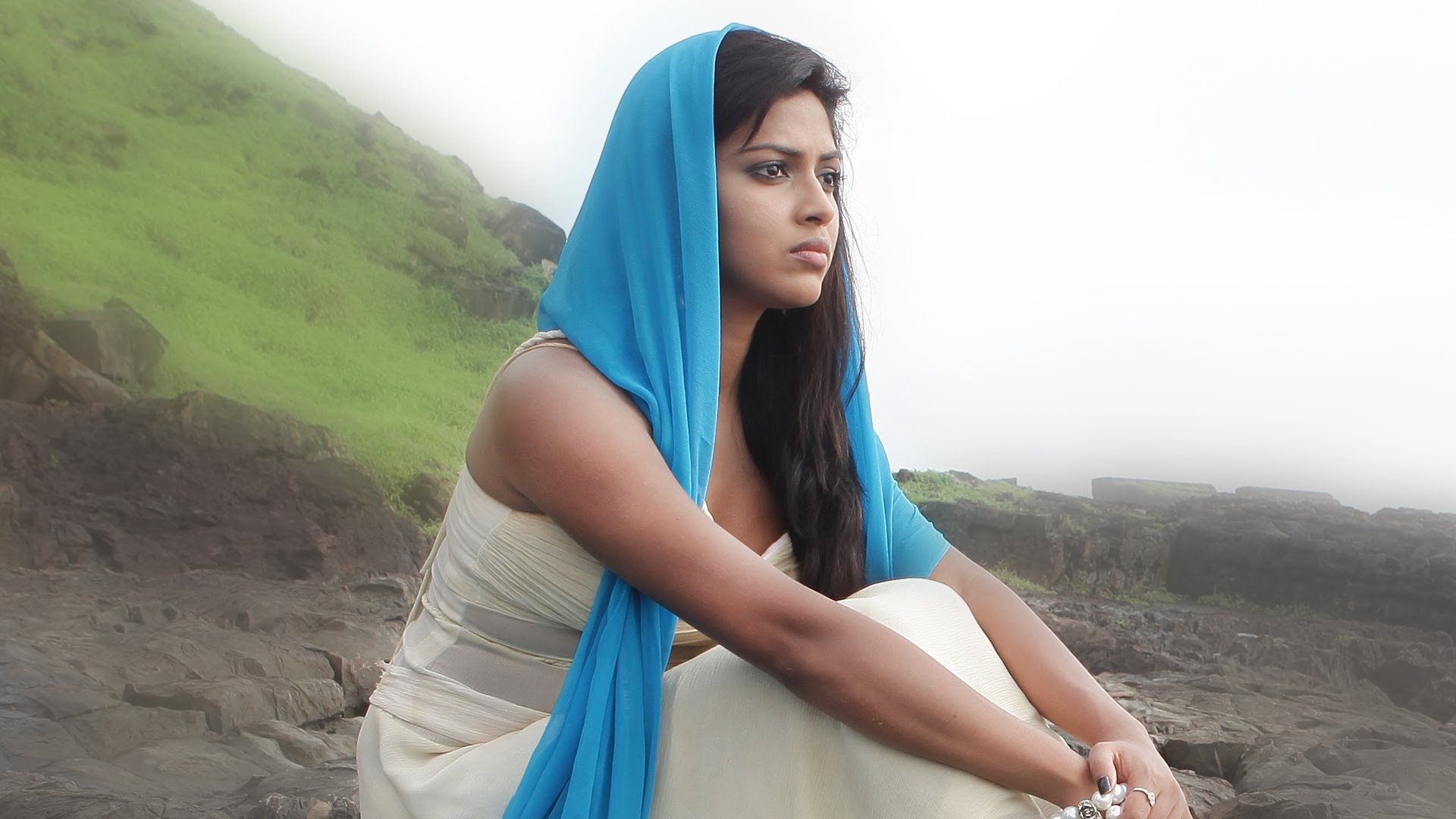 Nimirnthu Nil Tamil Movie