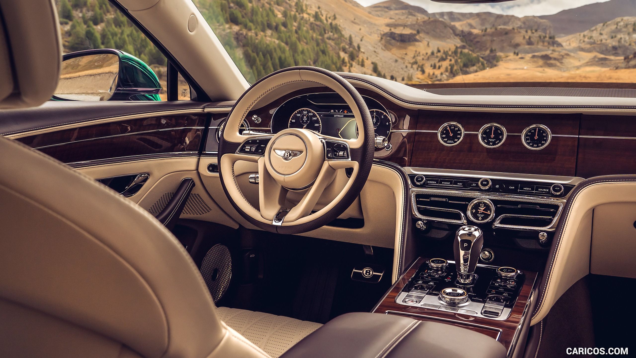 Bentley Flying Spur (Color: Dark Sapphire). HD