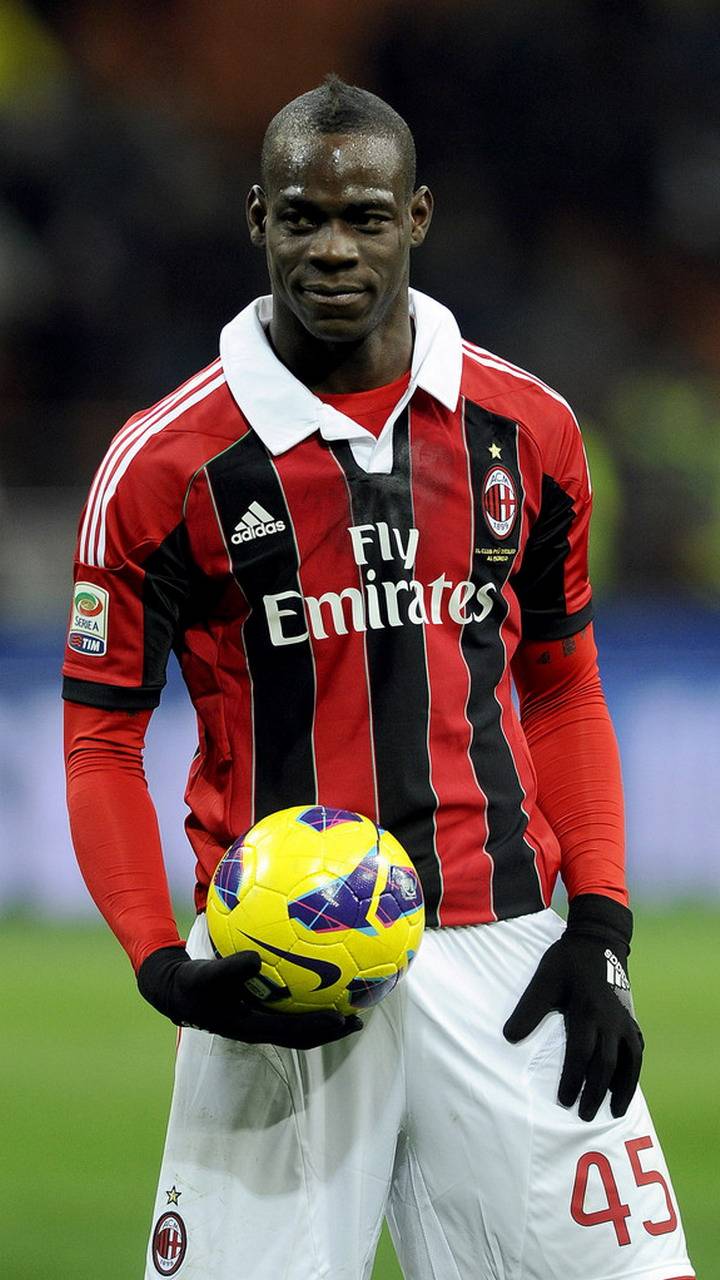 Mario Balotelli Hd Iphone Wallpapers Wallpaper Cave