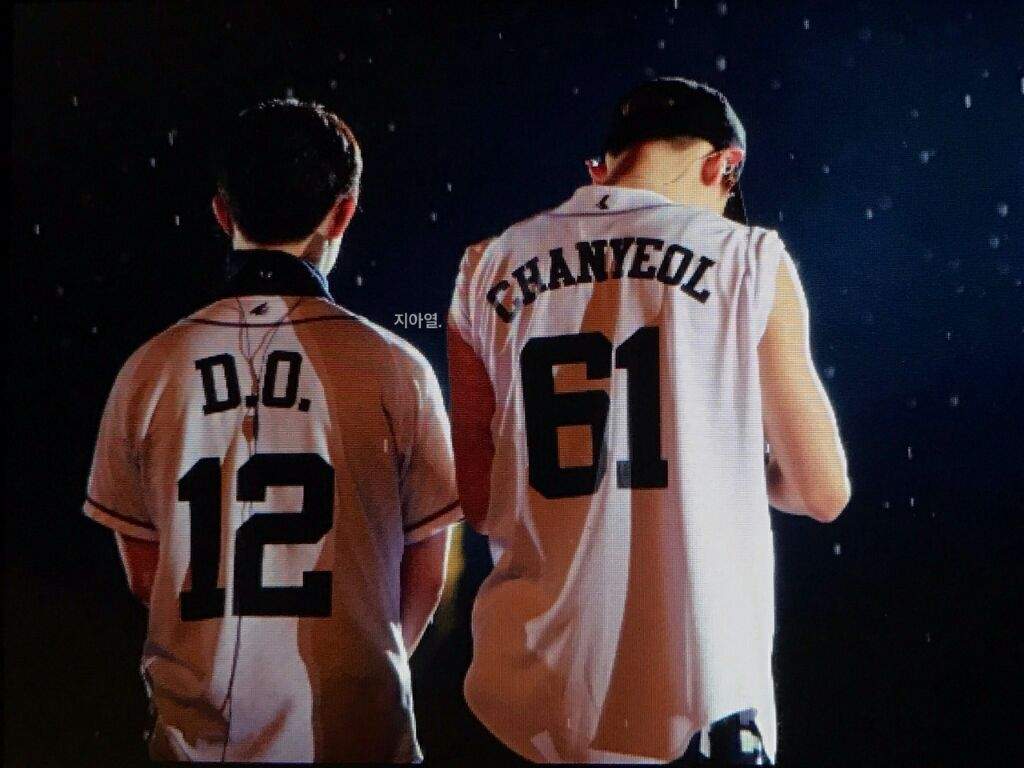 ship of the week: CHANSOO. EXO (엑소) Amino