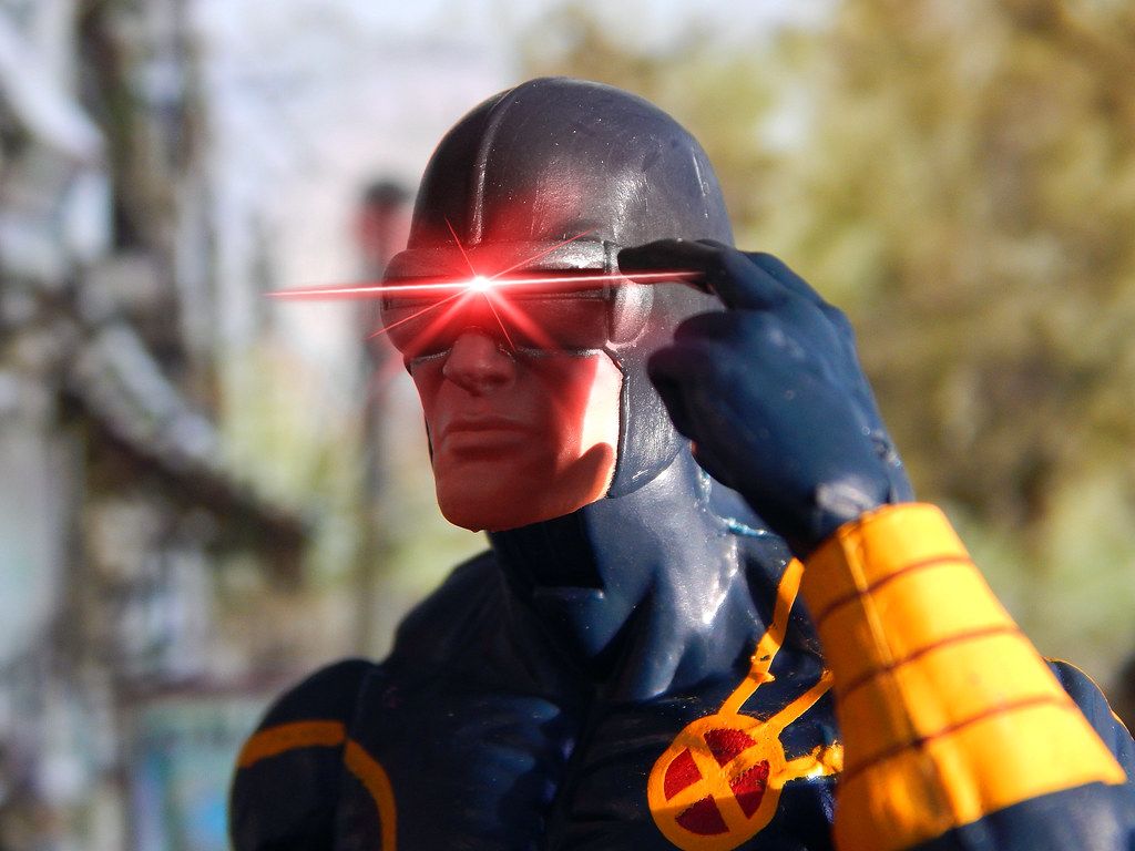 marvel legends cyclops optic blast