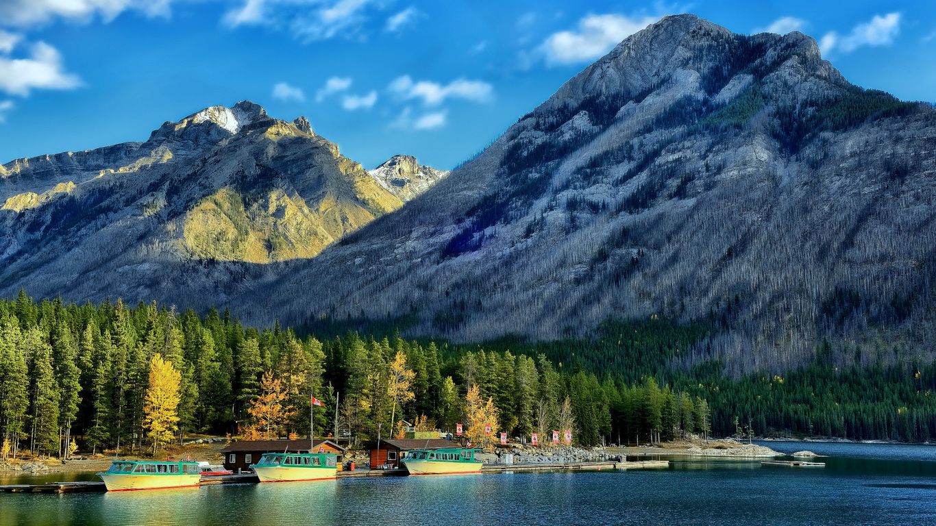 banff national park, lake minnewanka, canadian rockies