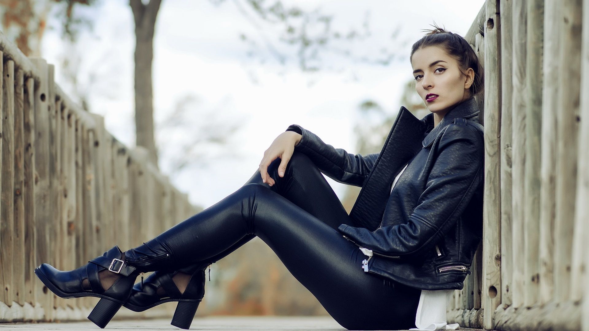 Wallpaper Black leather jacket girl, sit on ground 1920x1200 HD