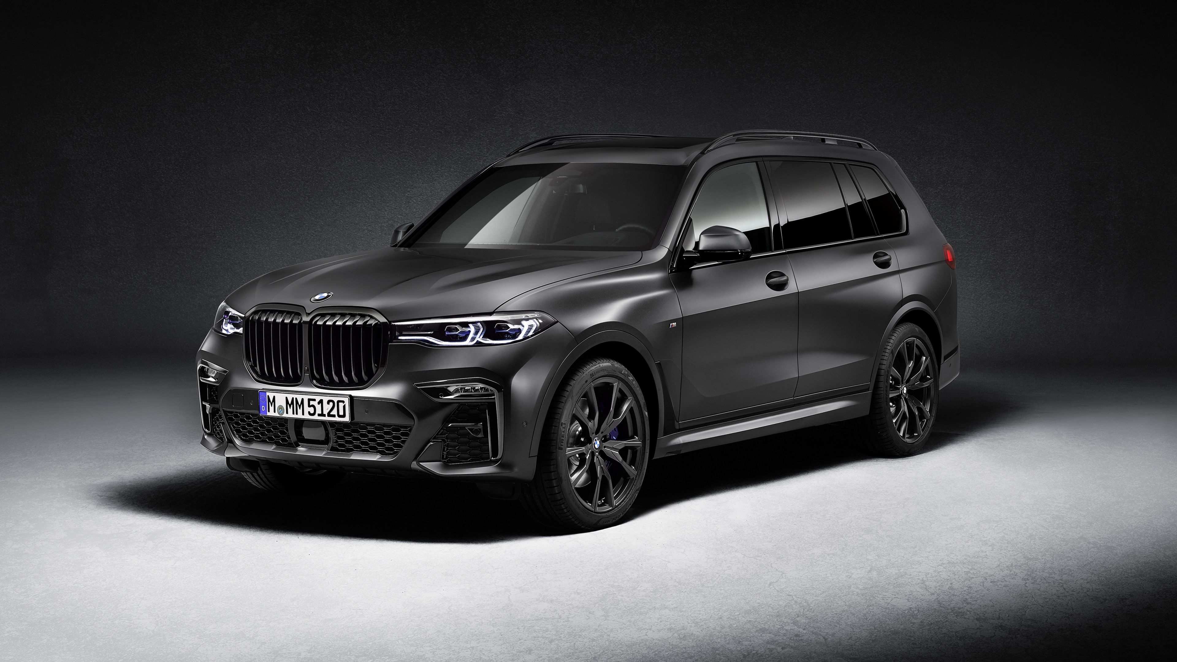 BMW X7 M50i Edition Dark Shadow 2020 4K Wallpaper. HD Car